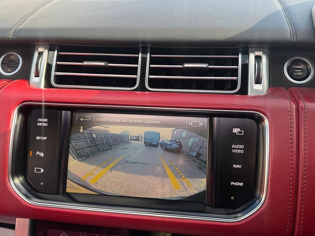 Land Rover Range Rover view 8