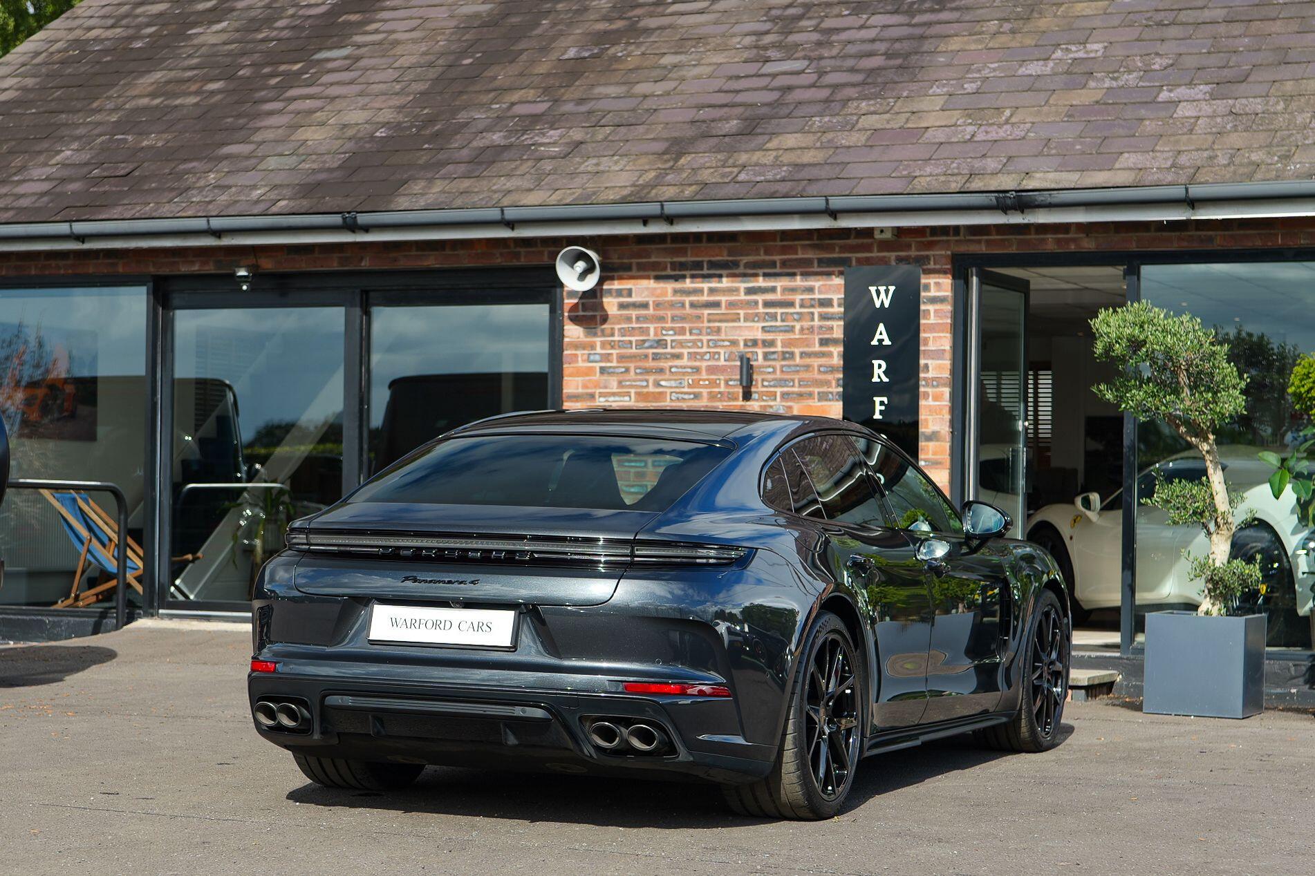 Porsche Panamera view 4
