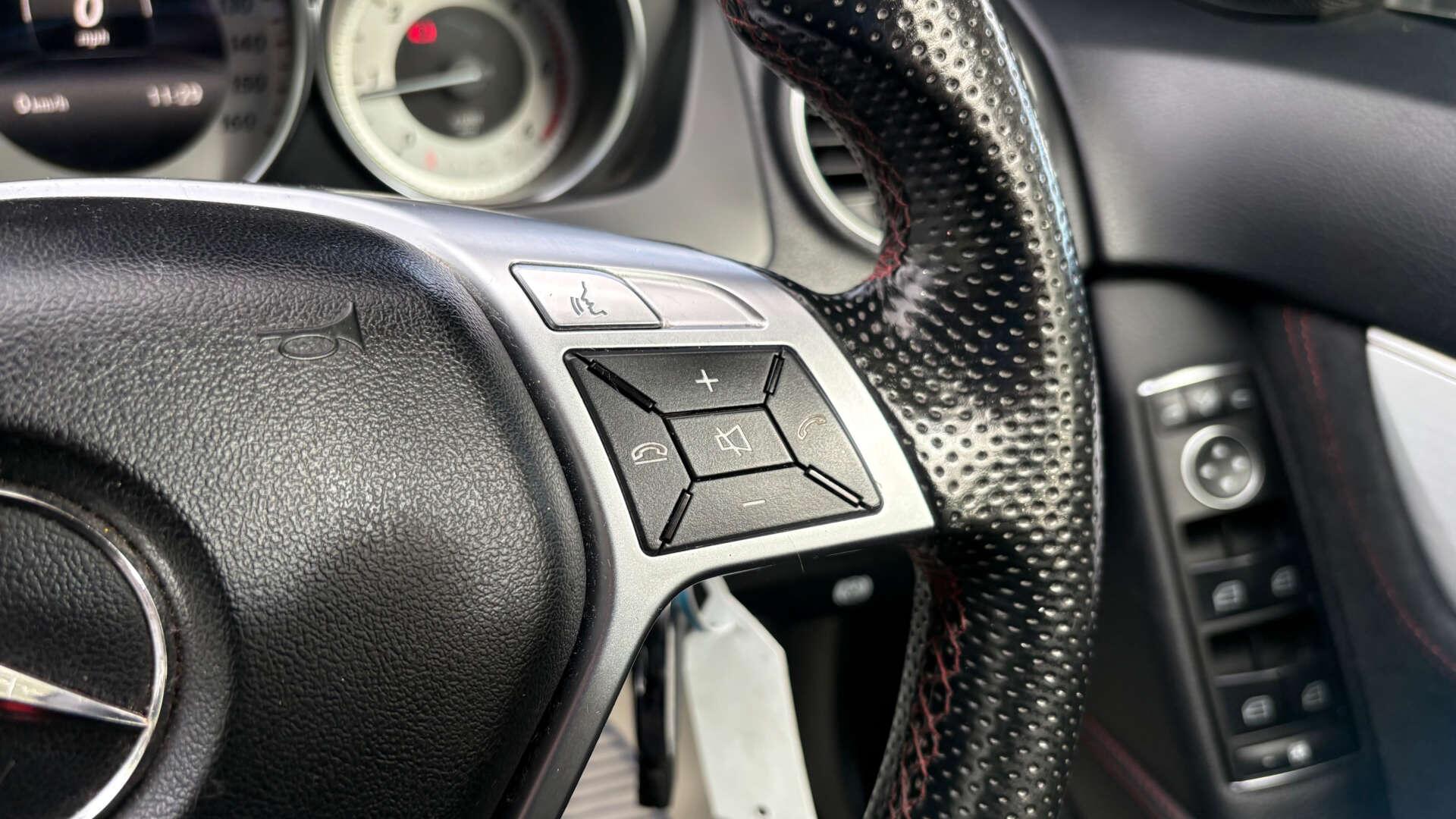 Mercedes-Benz C-Class view 18
