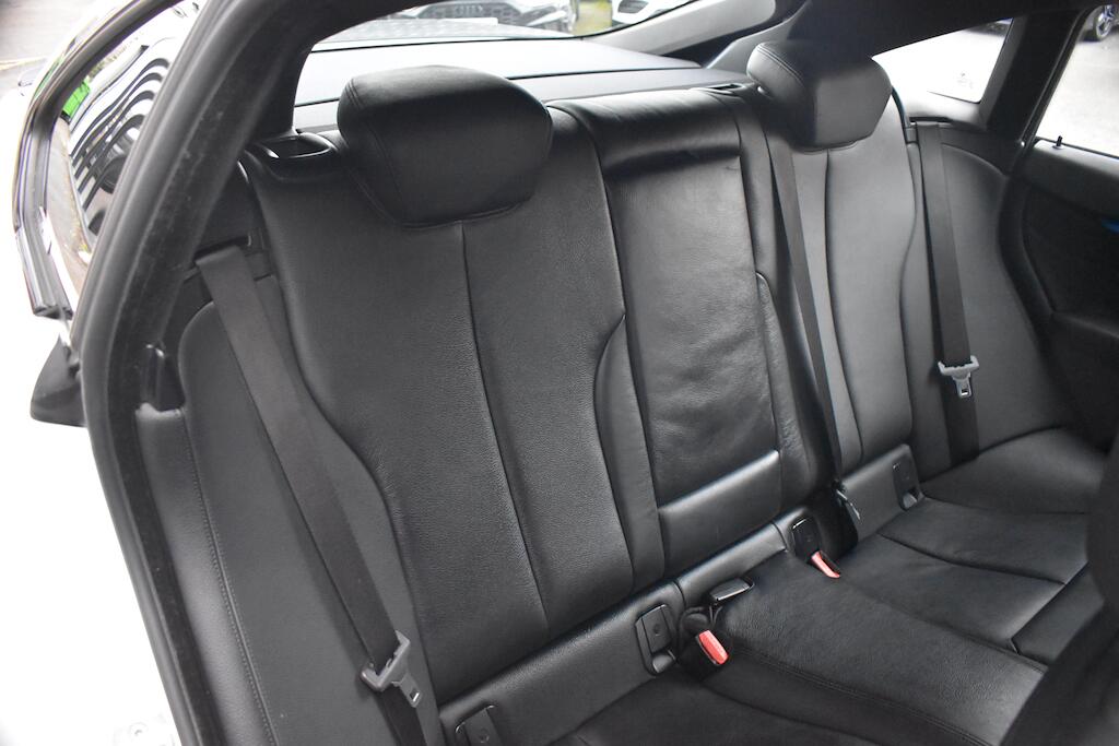 BMW 4 Series view 35