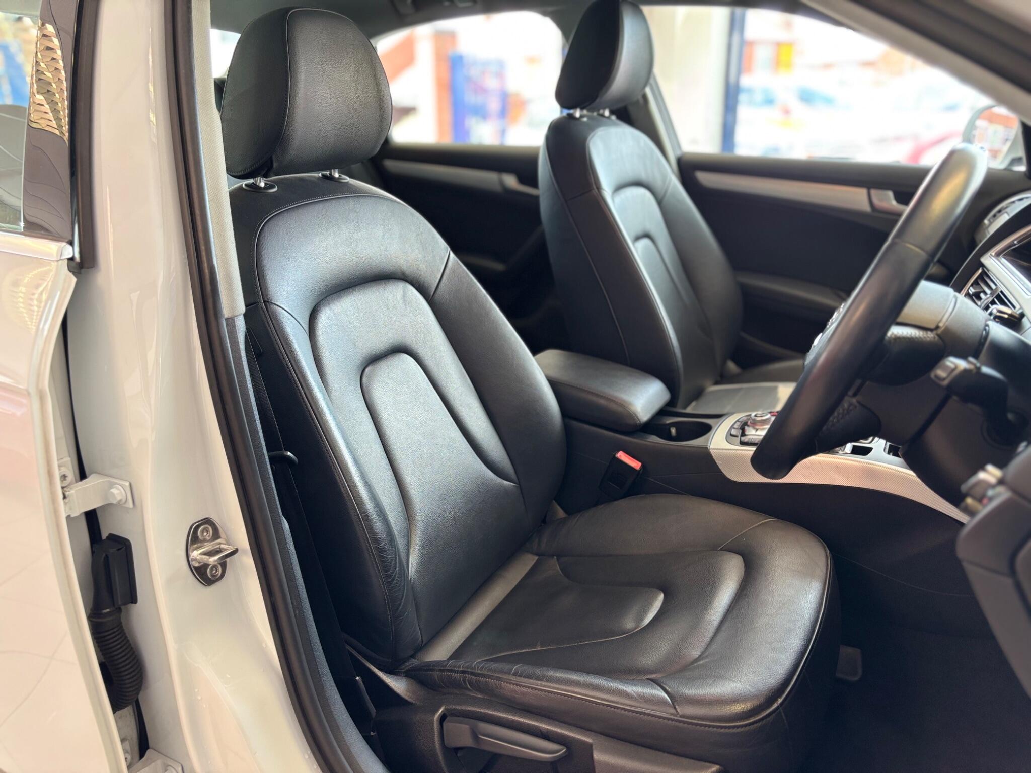 Audi A4 view 10