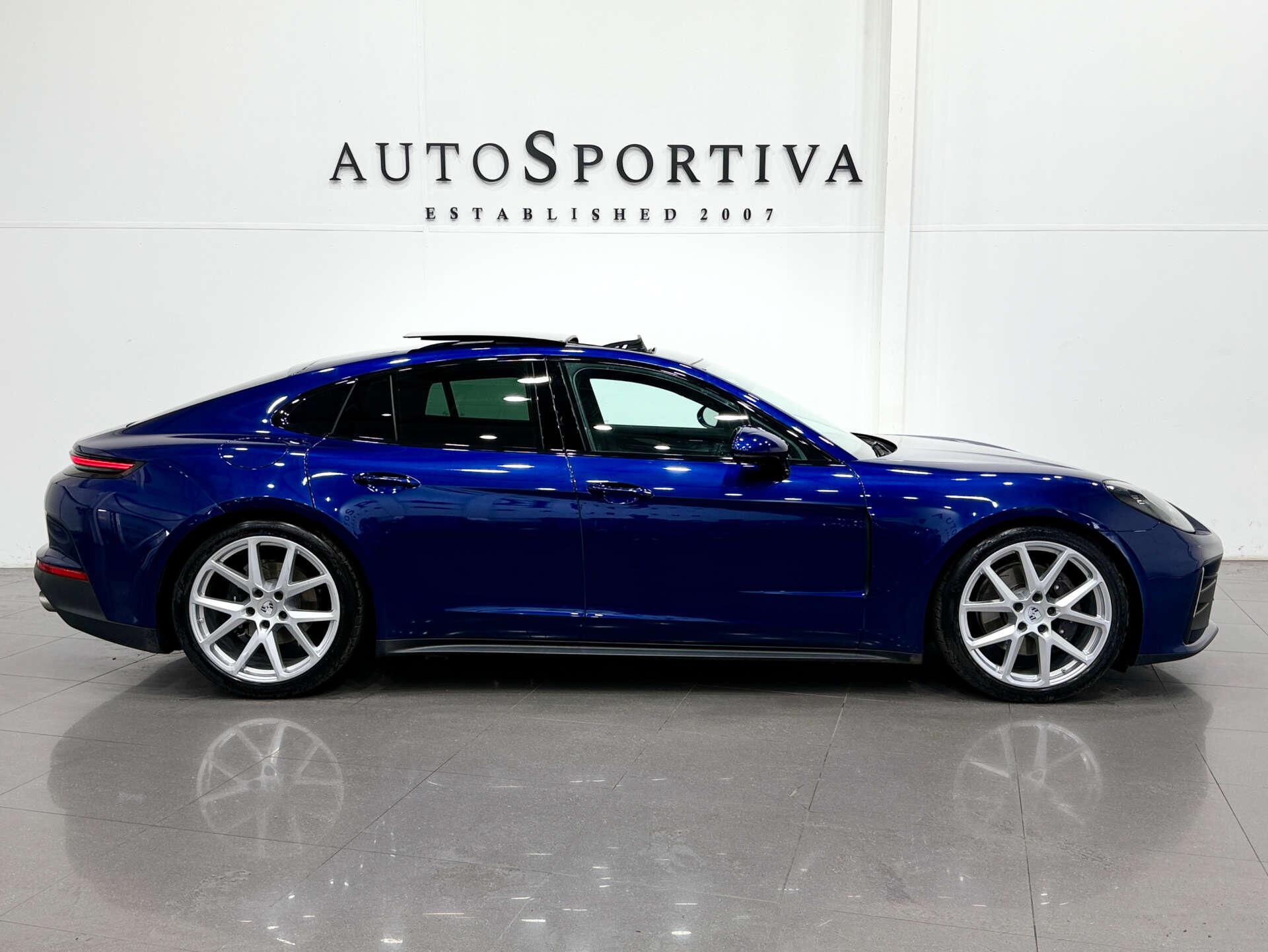 Porsche Panamera view 3
