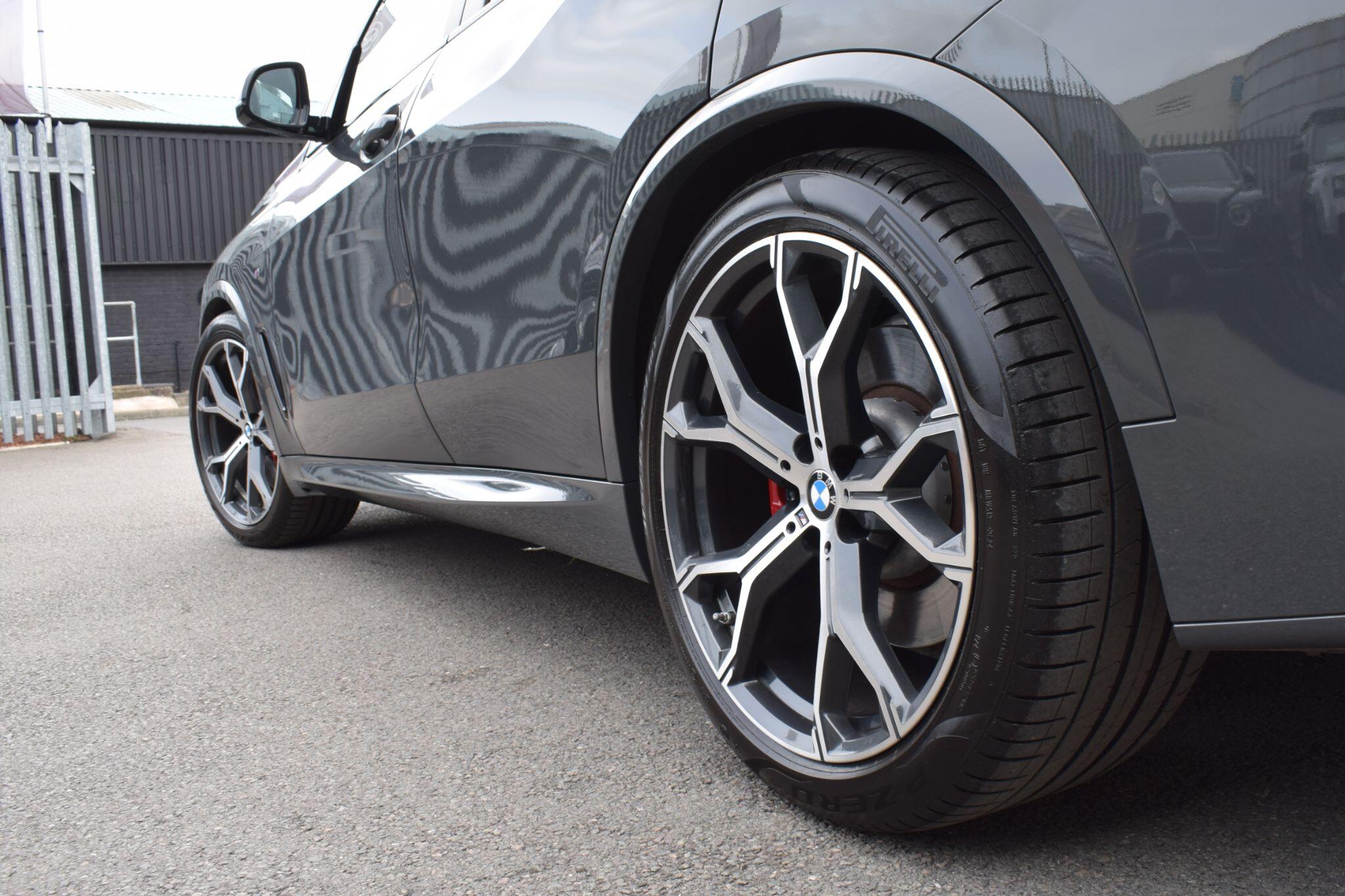 BMW X5 view 36