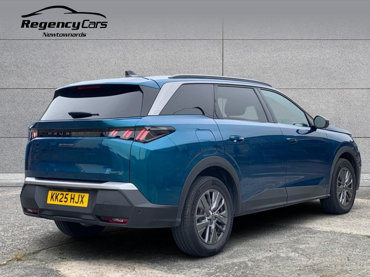 Peugeot 5008 view 6