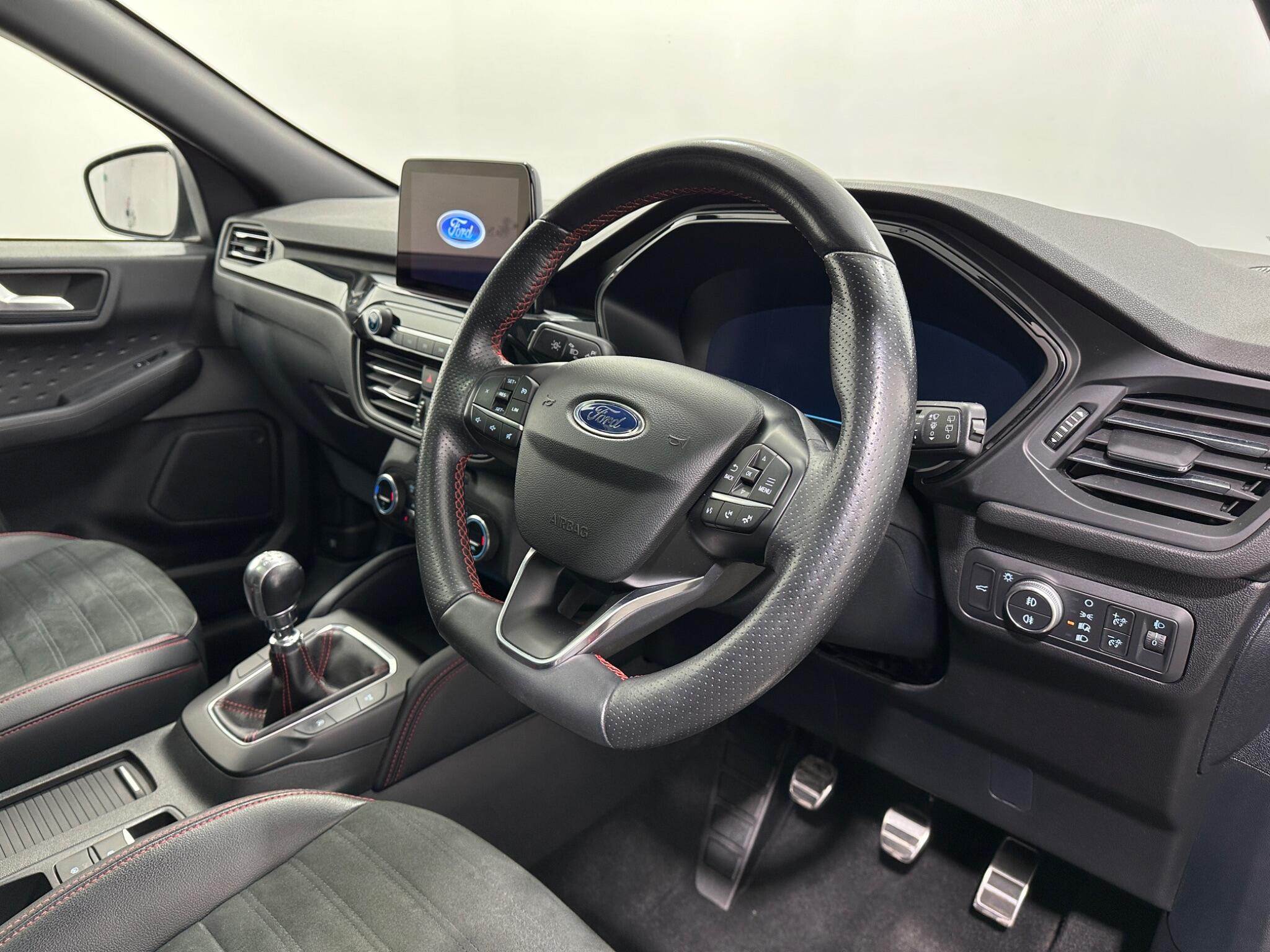 Ford Kuga view 11