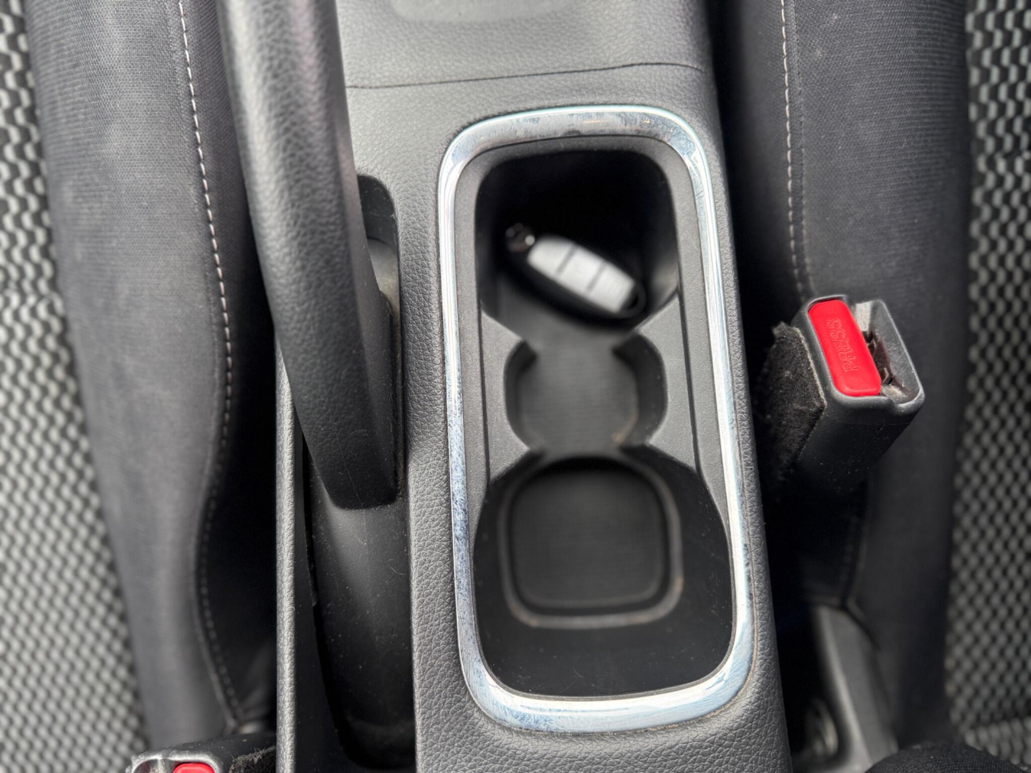2018 Nissan Pulsar image 22