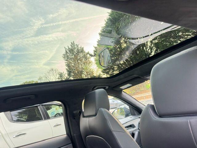 Jaguar F-Pace view 24