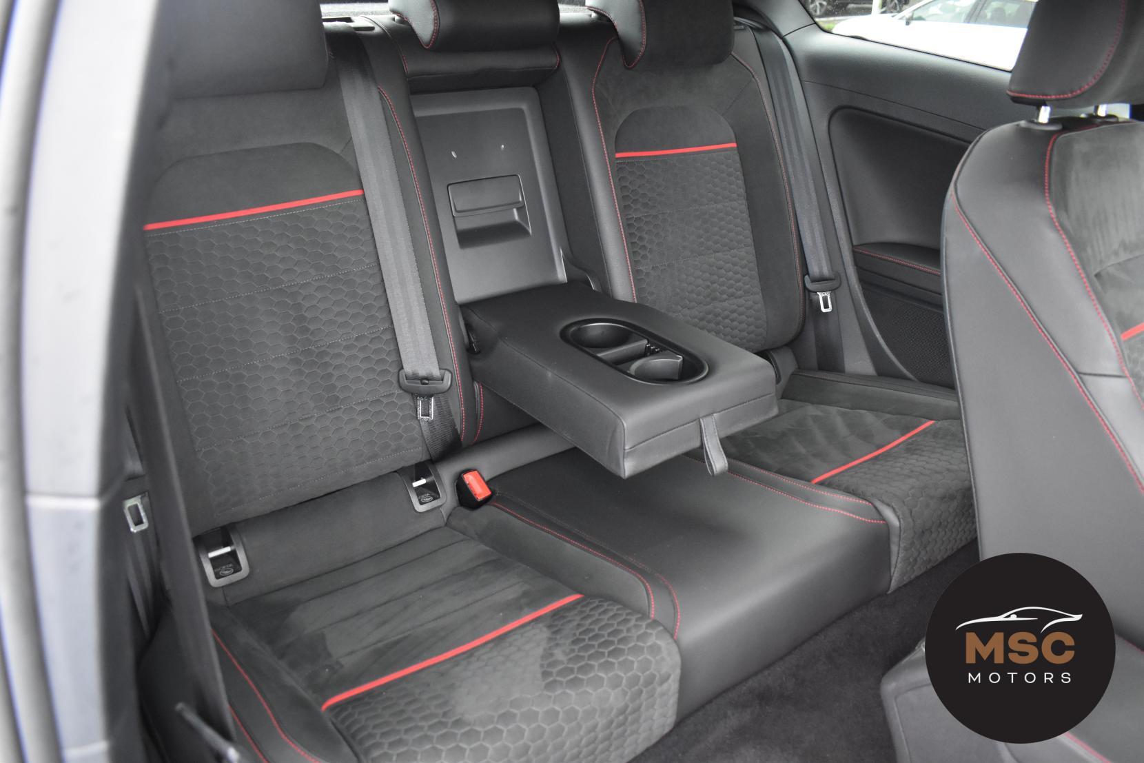 Volkswagen Golf view 33