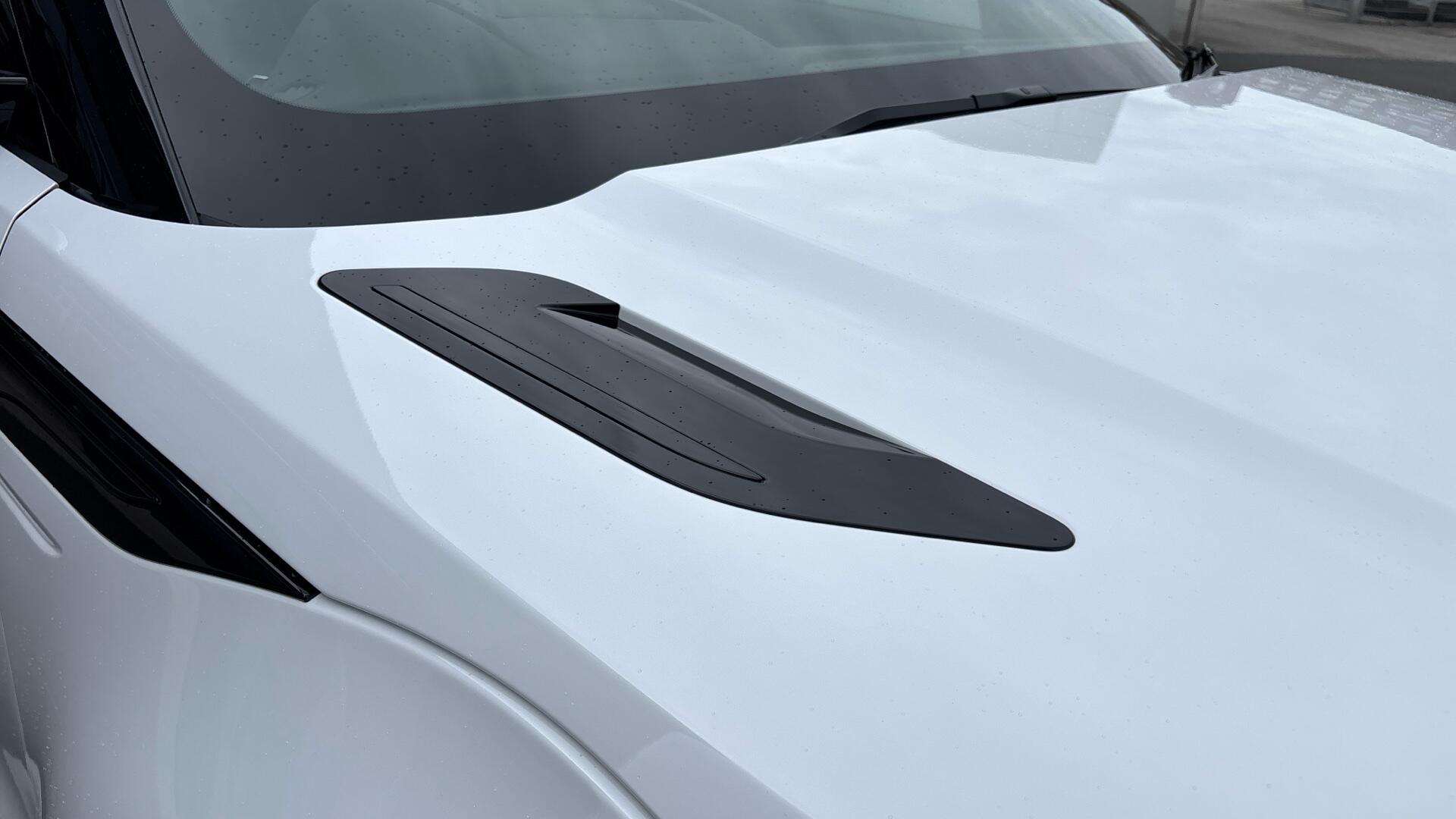 Land Rover Range Rover Evoque view 26