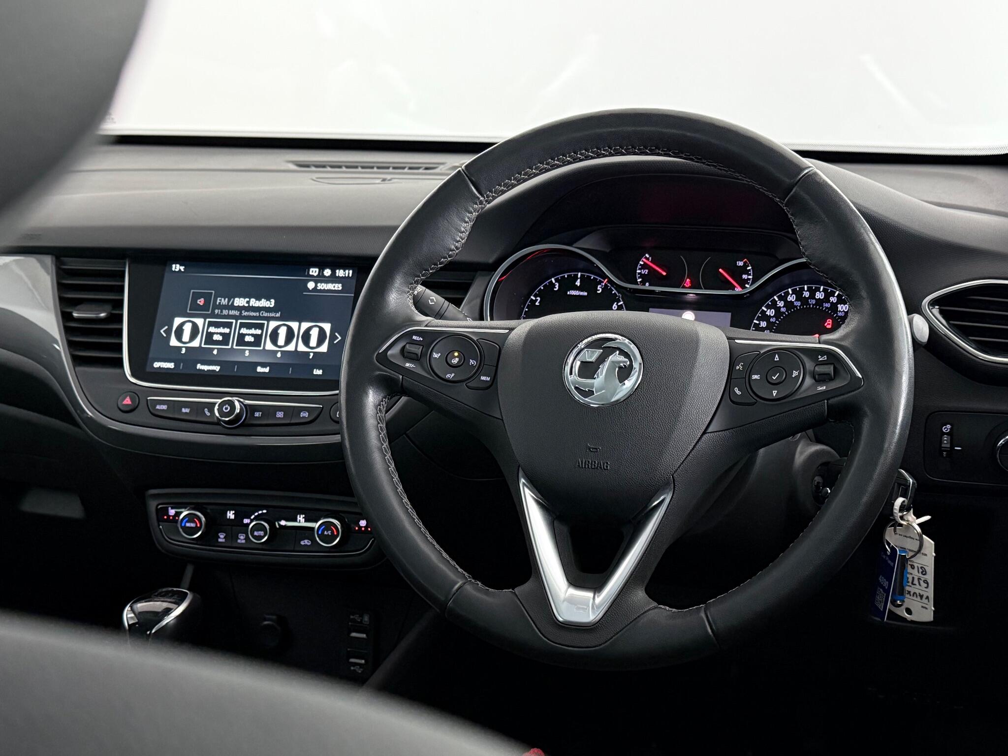 Vauxhall Crossland view 16