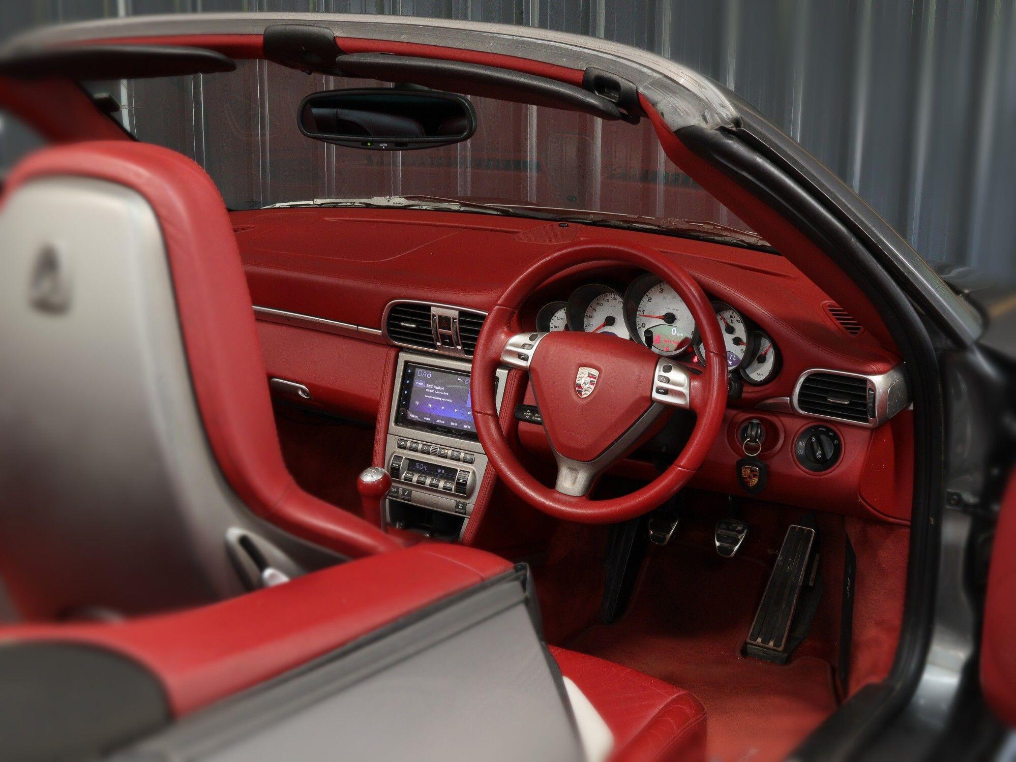 Porsche 911 view 2