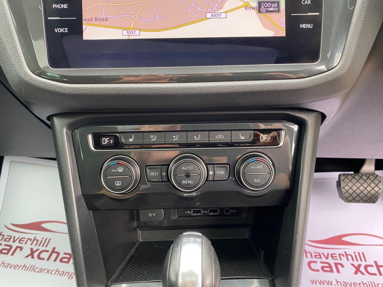 Volkswagen Tiguan view 32