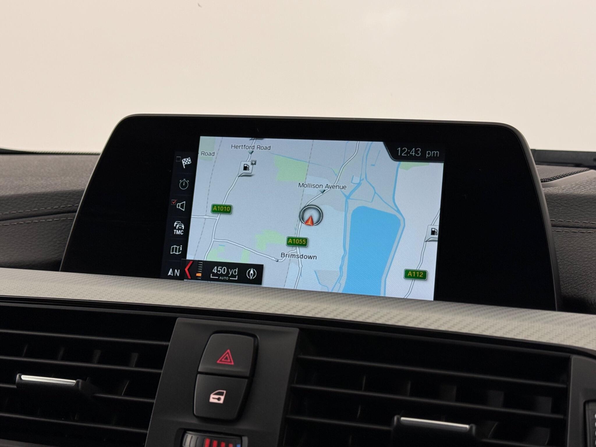 BMW 3 Series view 27