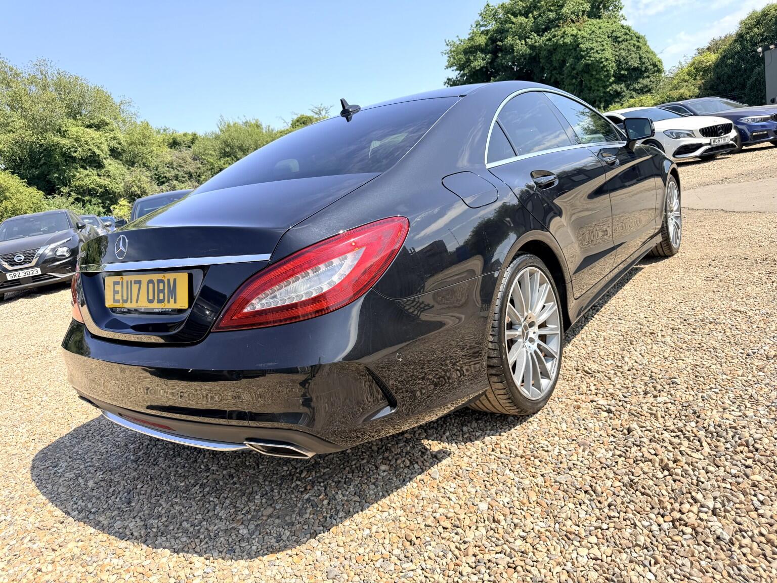 Mercedes-Benz CLS view 3