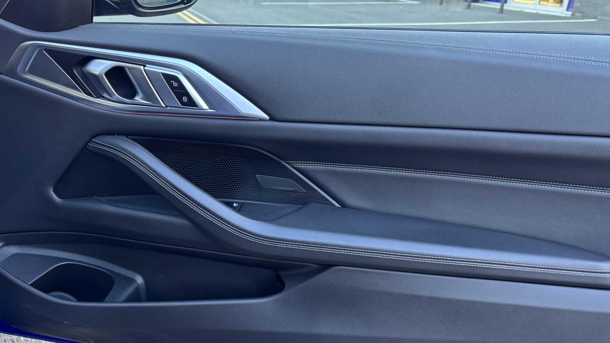 BMW 4 Series view 22