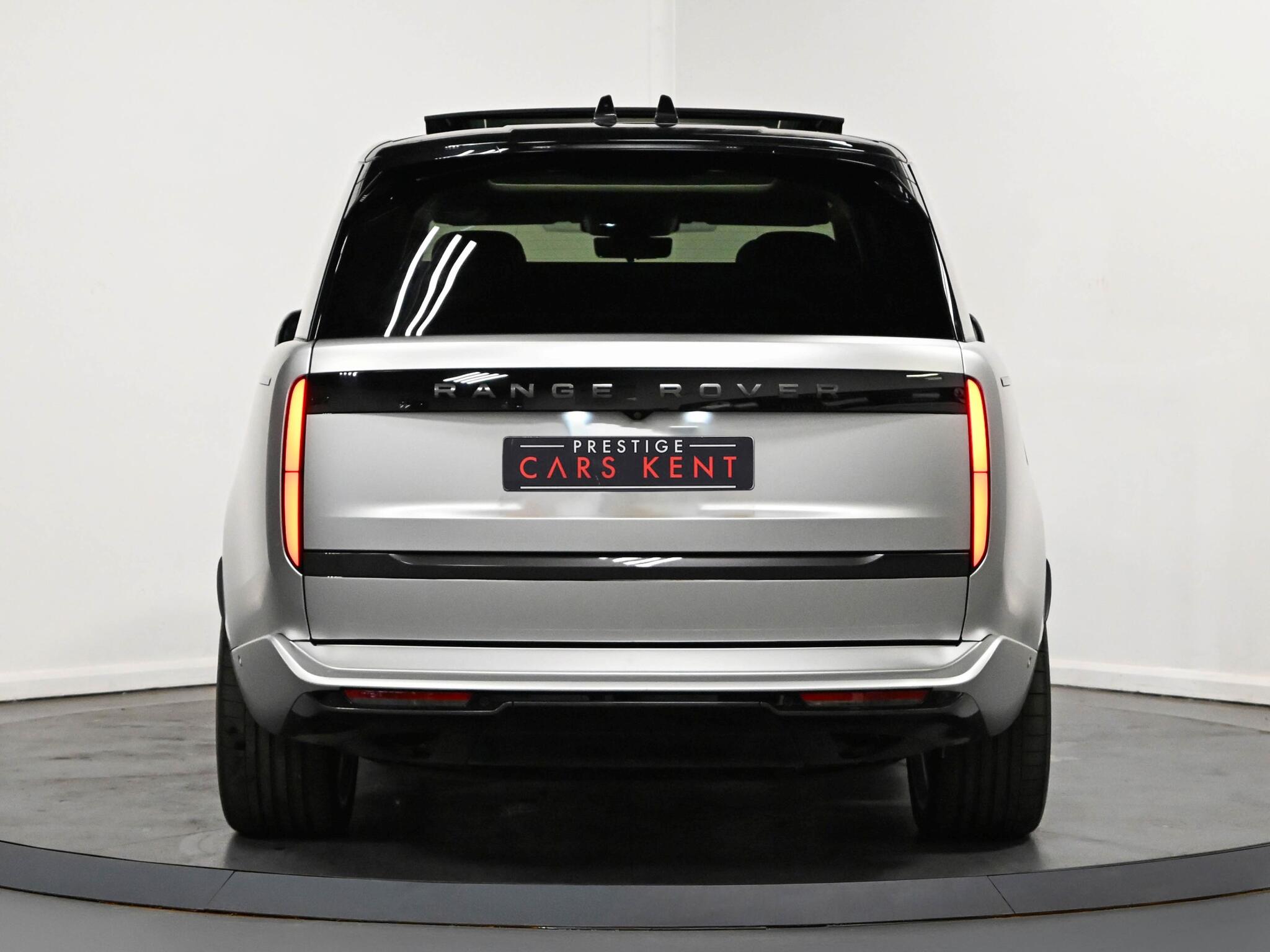 Land Rover Range Rover view 29