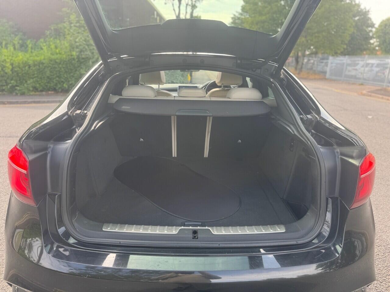 BMW X6 view 36