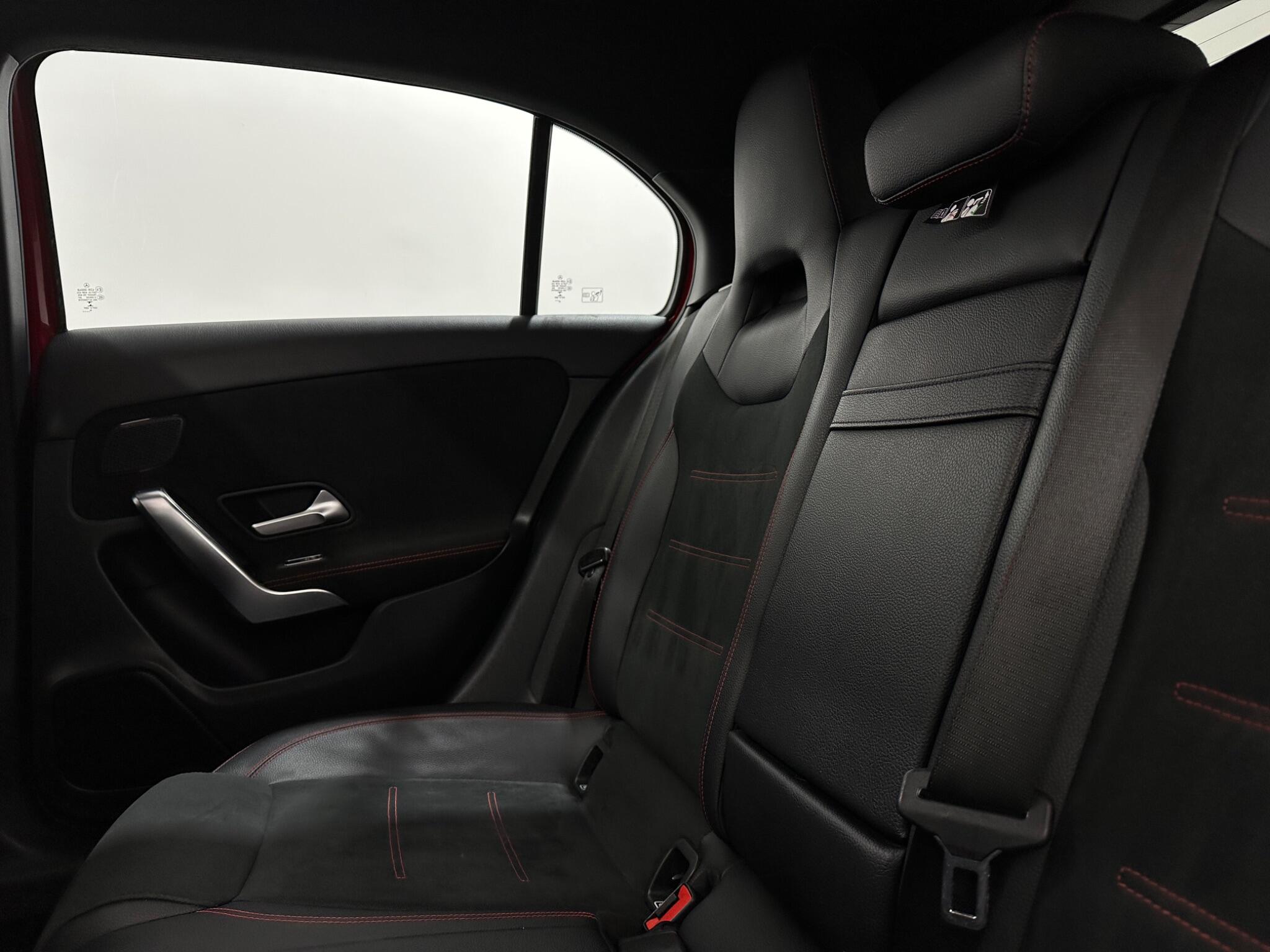 Mercedes-Benz A-Class view 40