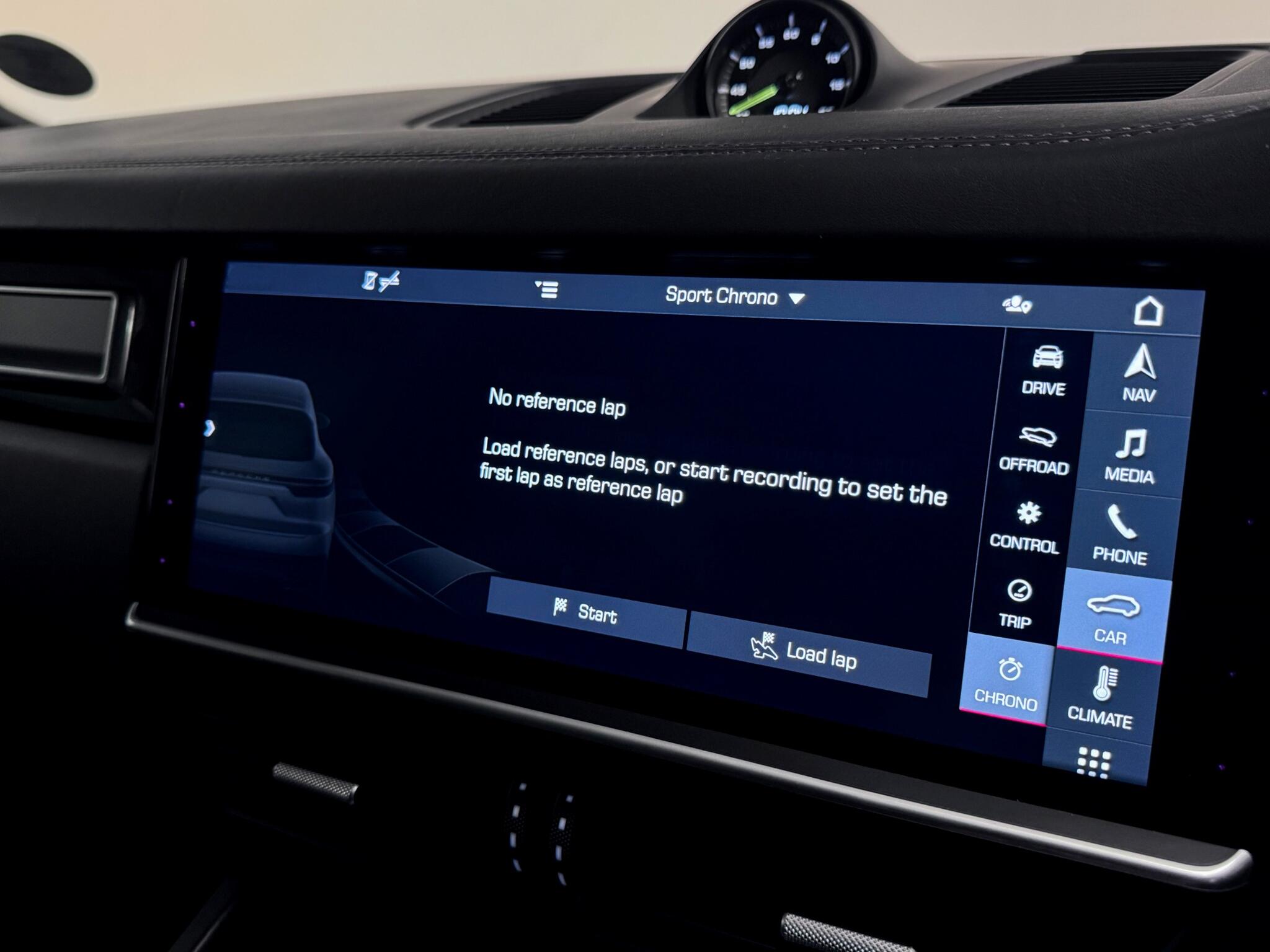 Porsche Cayenne view 57