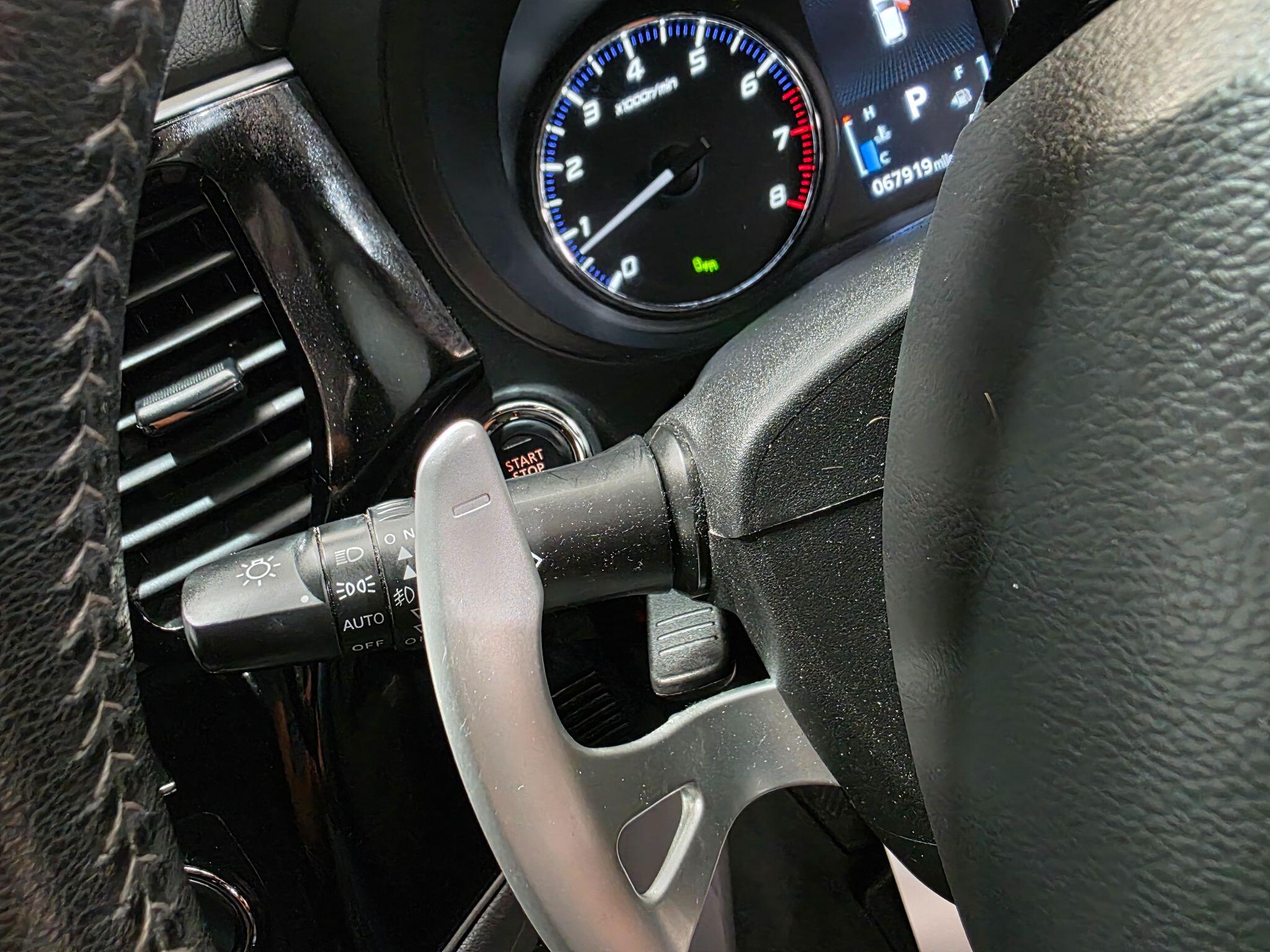 Mitsubishi Outlander view 19