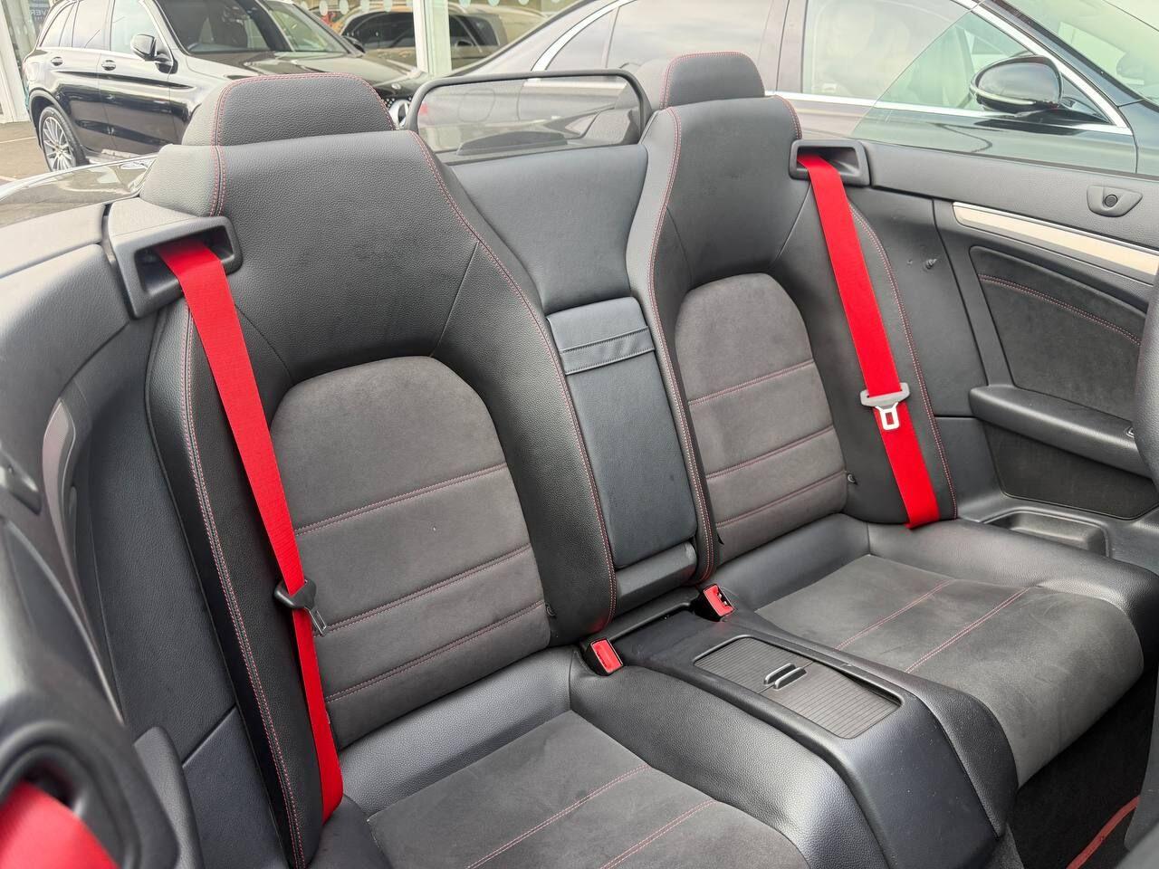 Mercedes-Benz E-Class view 14