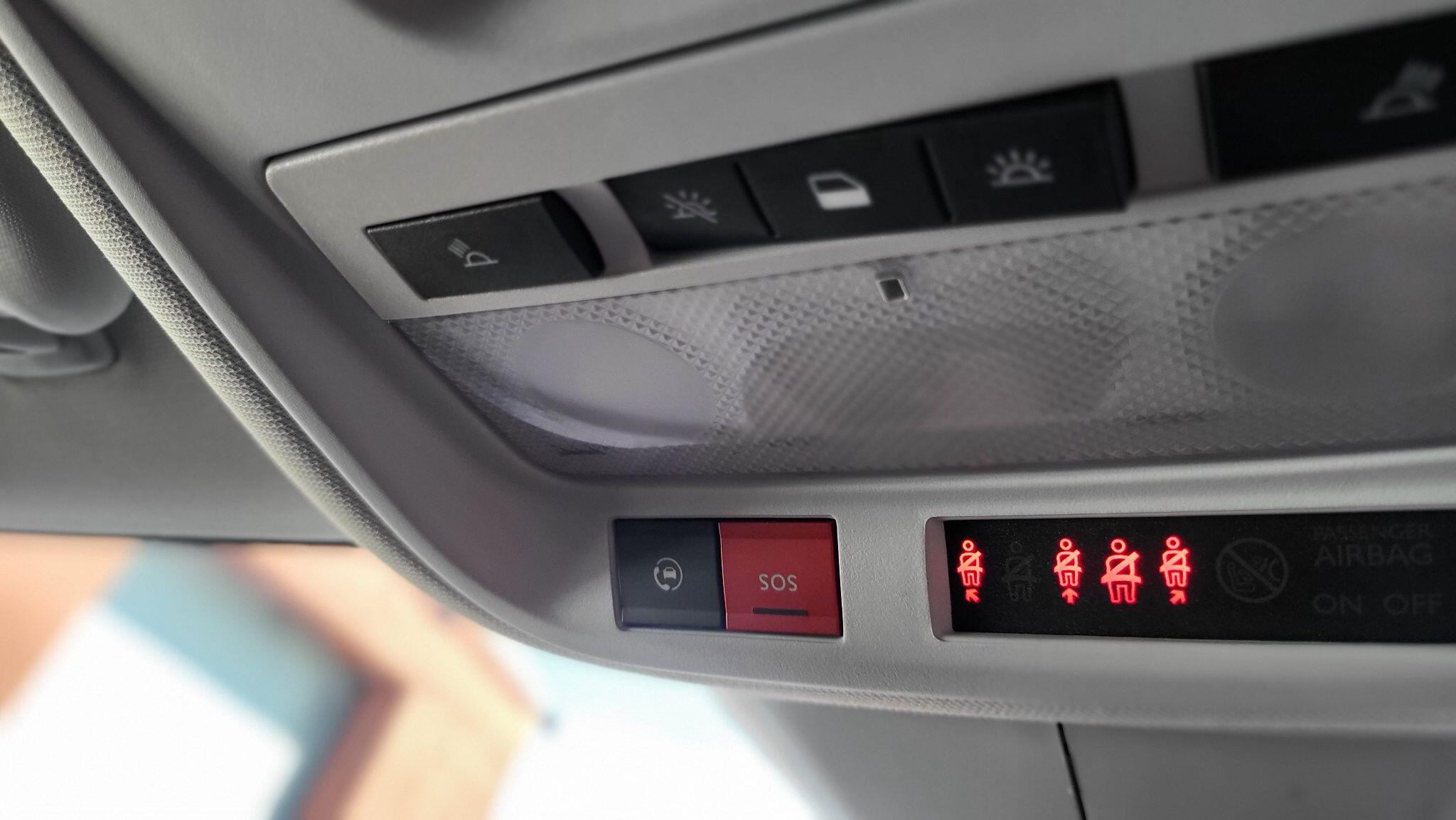 Vauxhall Grandland X view 25