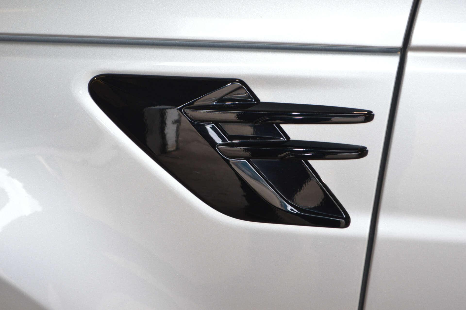 Land Rover Range Rover Sport view 46