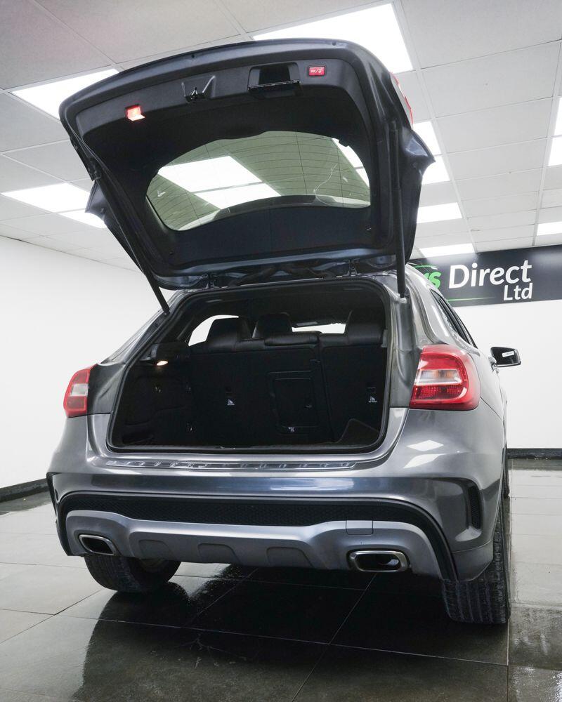 Mercedes-Benz Gla view 7