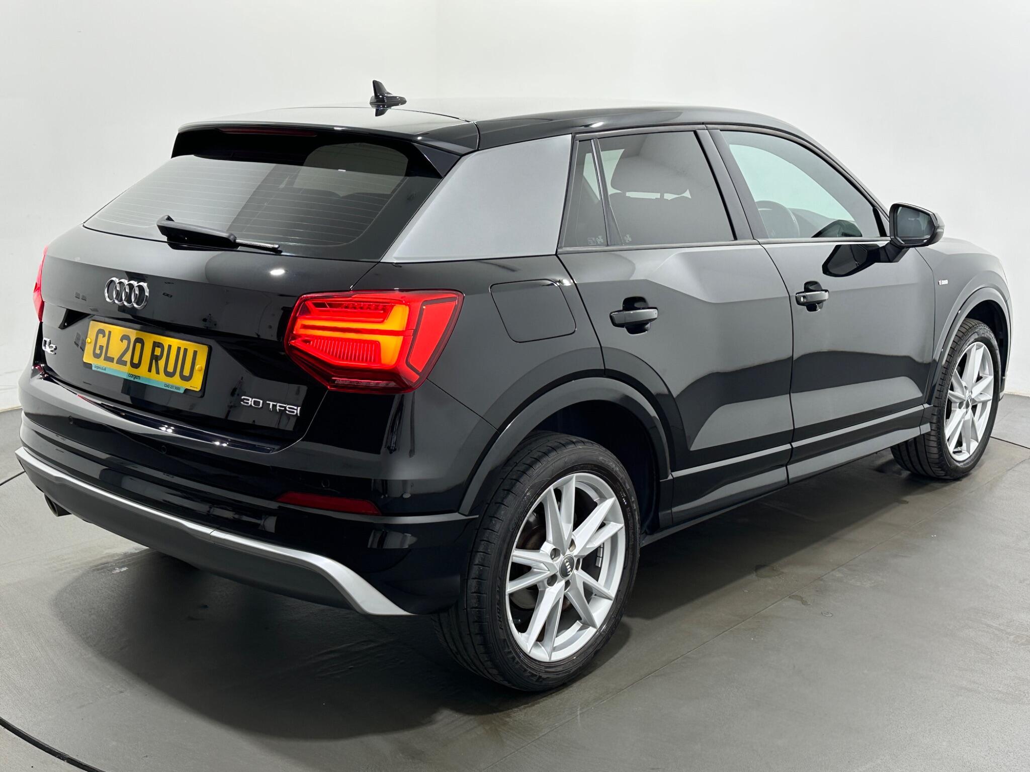 Audi Q2 view 52