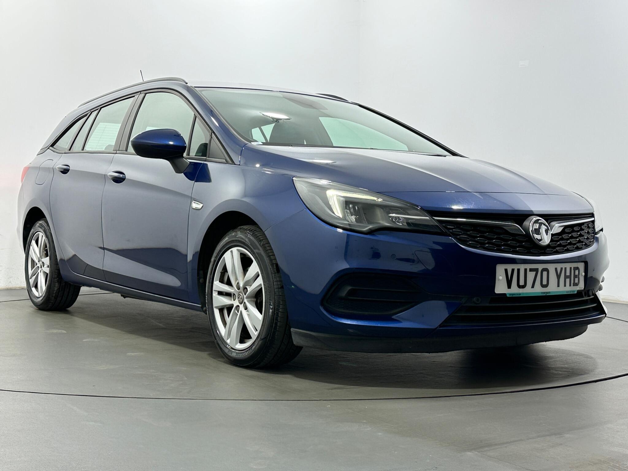 Vauxhall Astra view 50