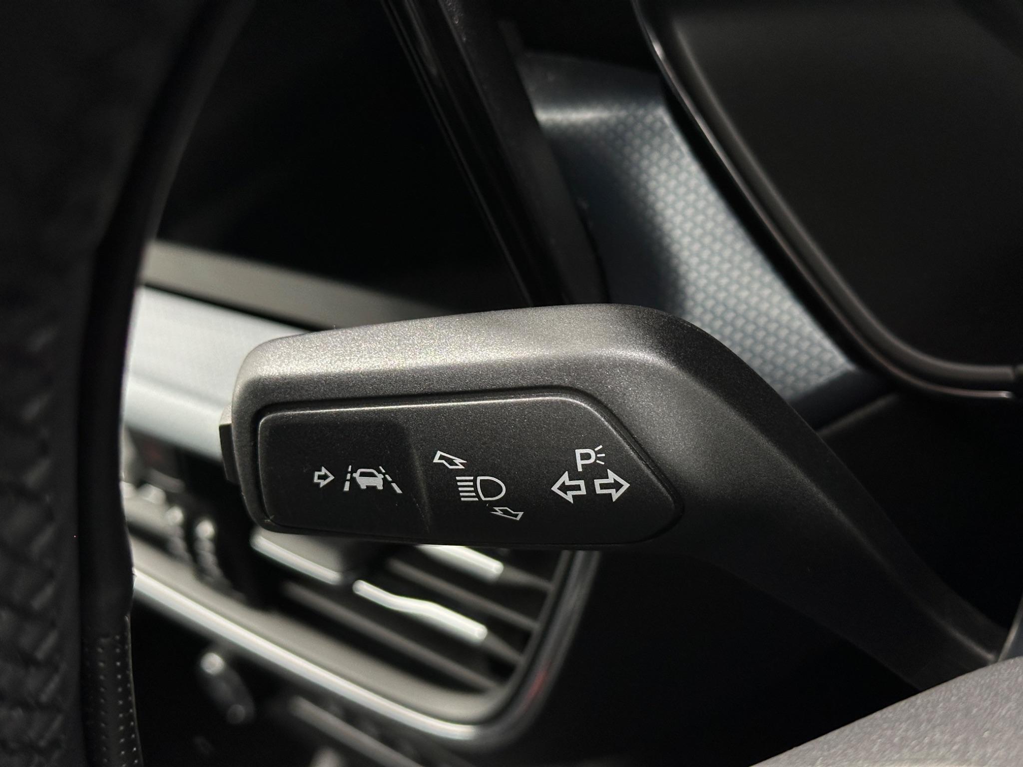 Ford Focus view 14