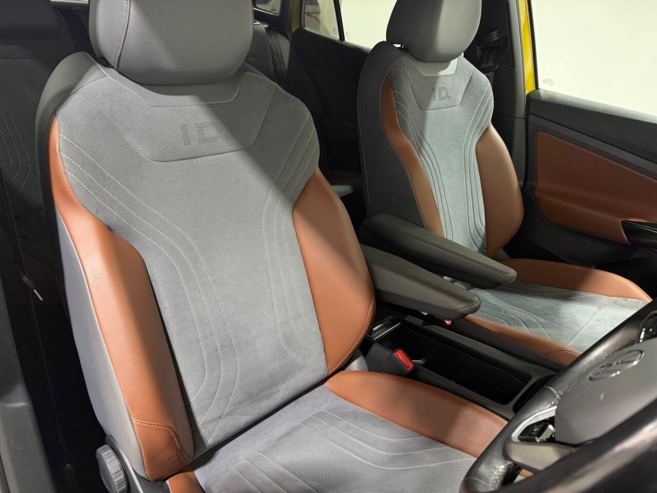 Volkswagen Id.4 view 17
