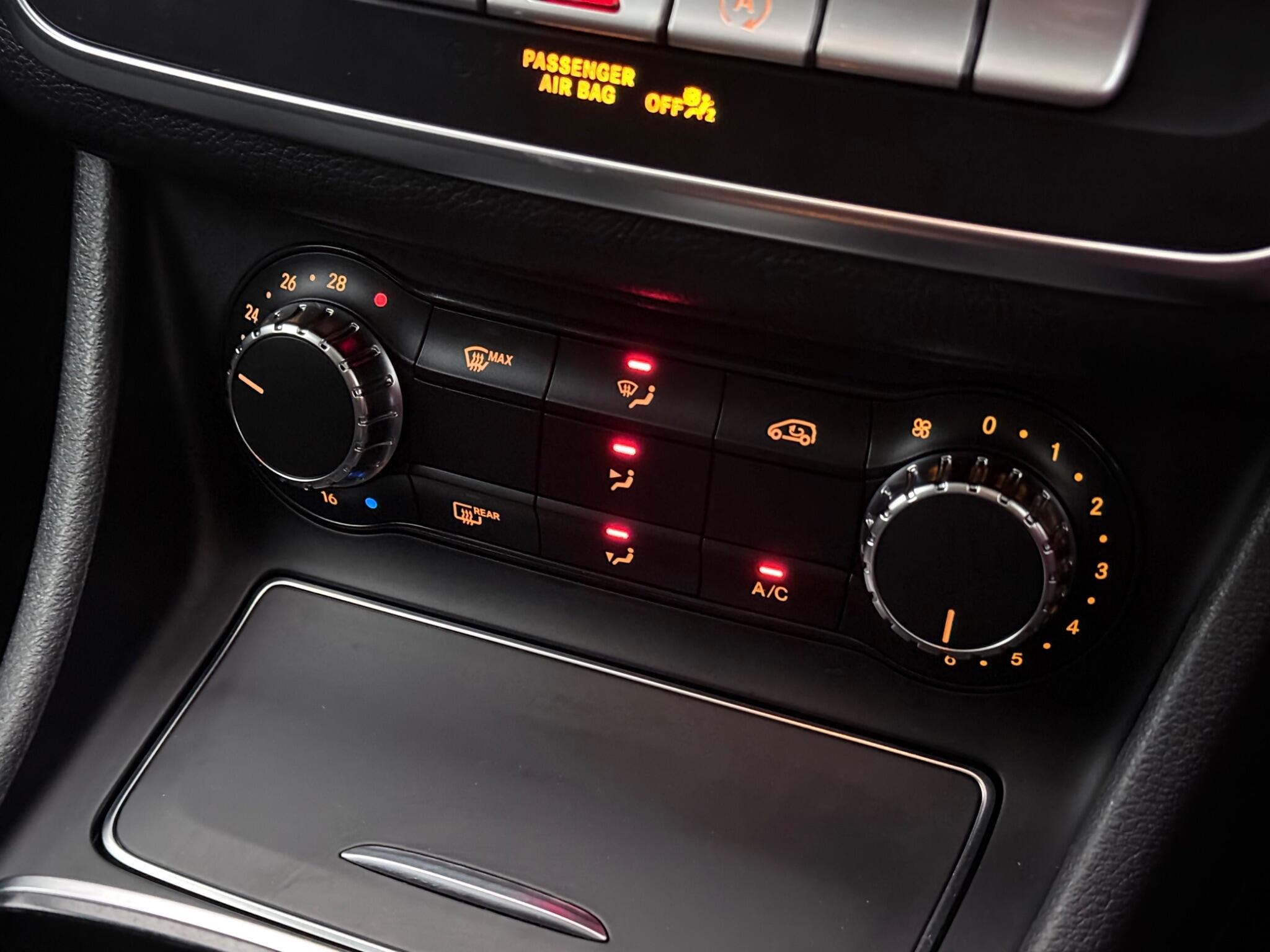 Mercedes-Benz GLA view 20