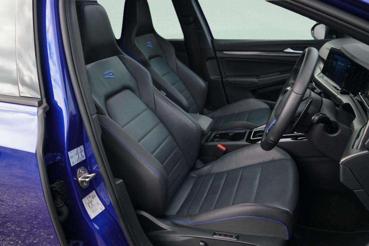 Volkswagen Golf view 21