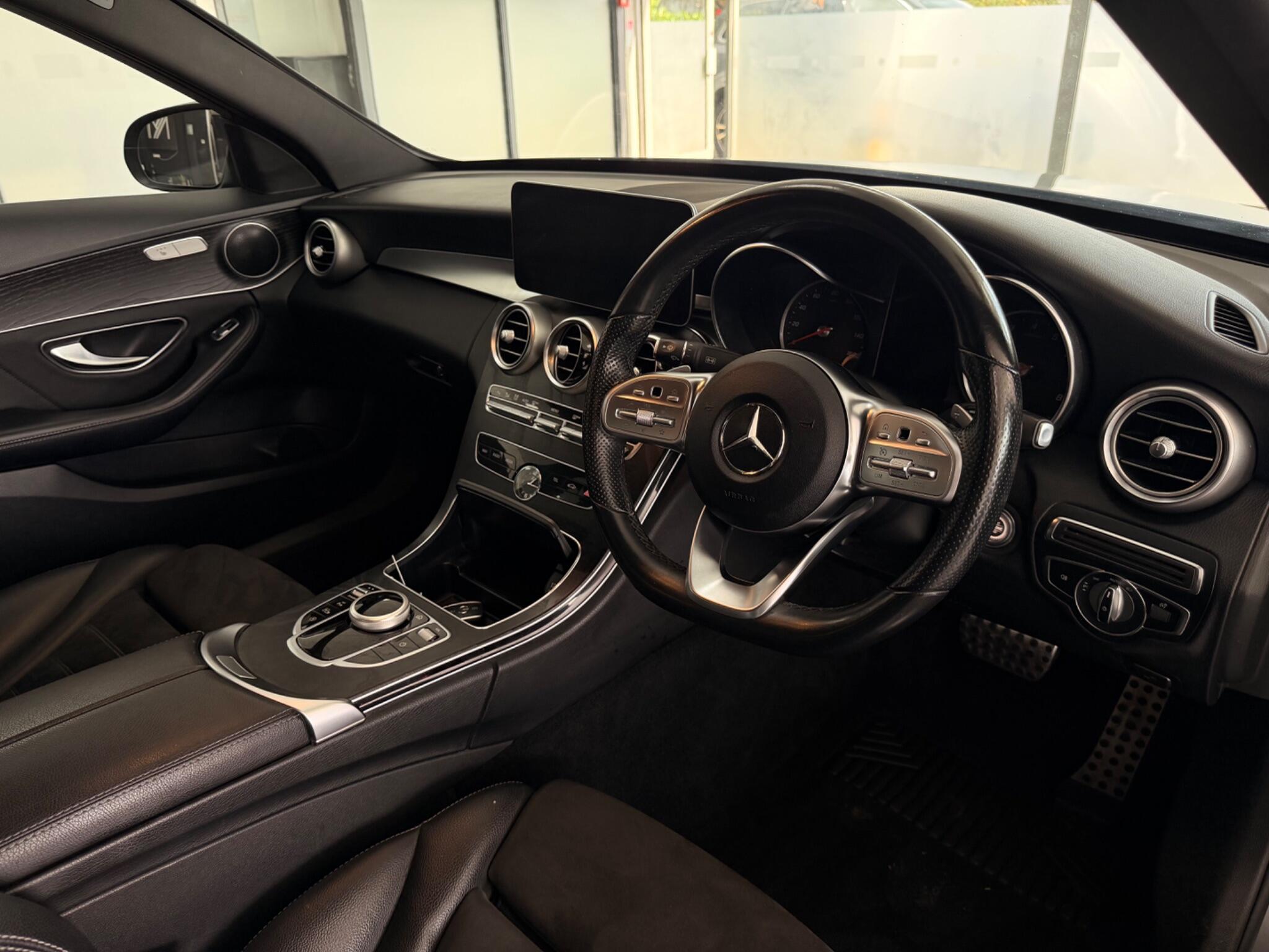 Mercedes-Benz C-Class view 12