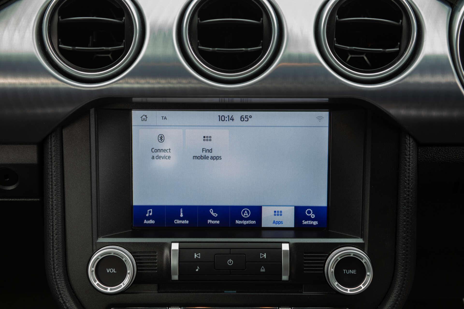 Ford Mustang view 68