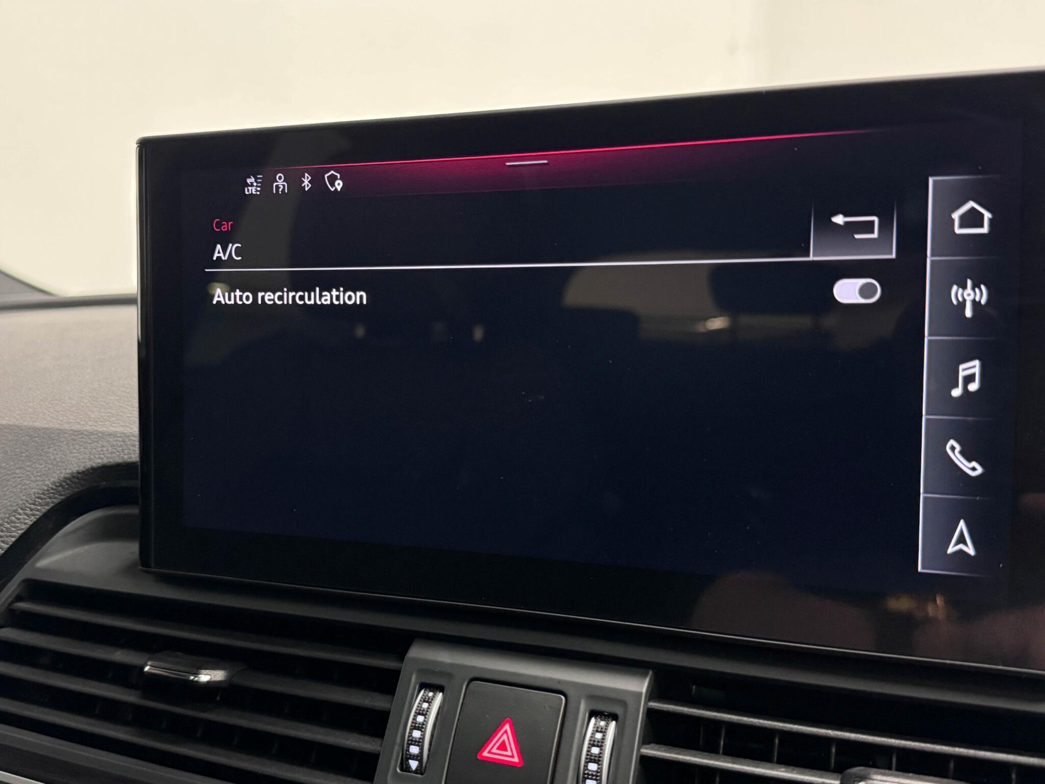 Audi Q5 view 53