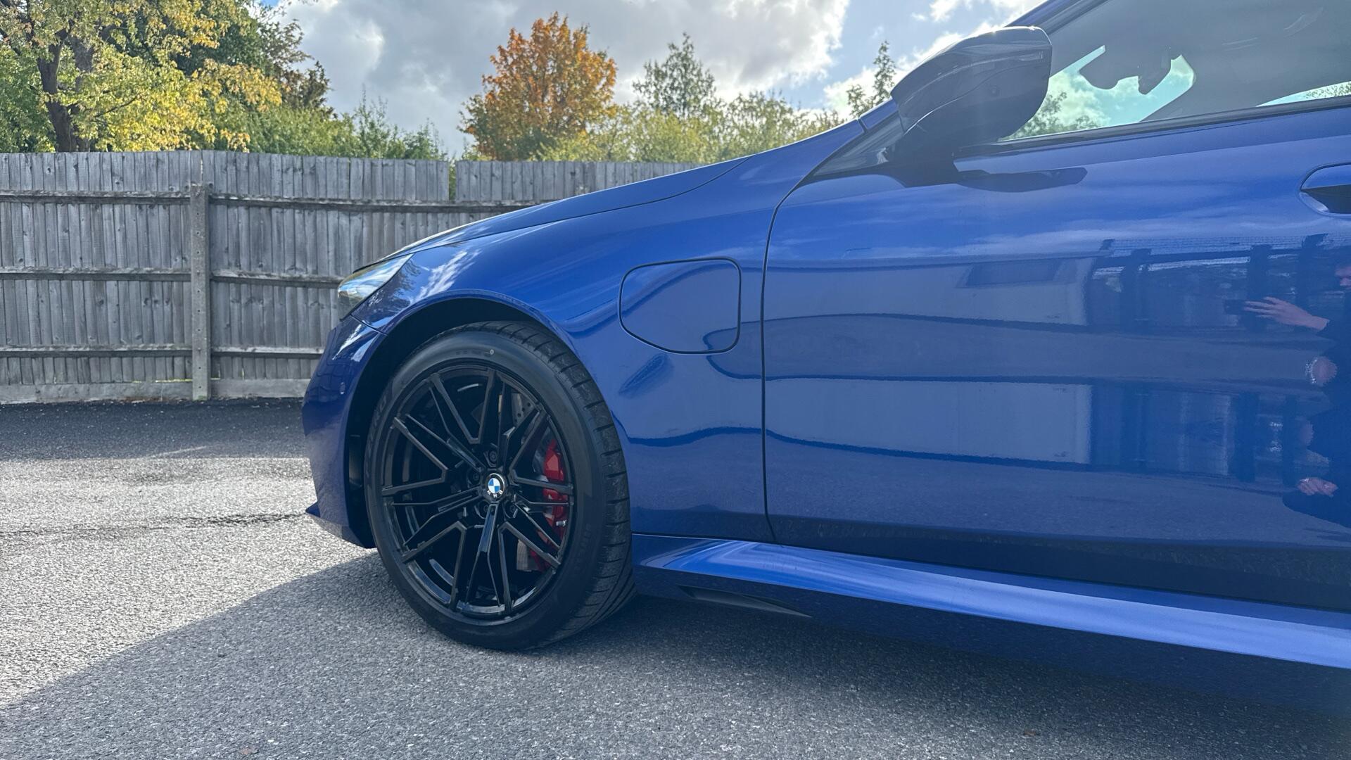 BMW M5 view 28