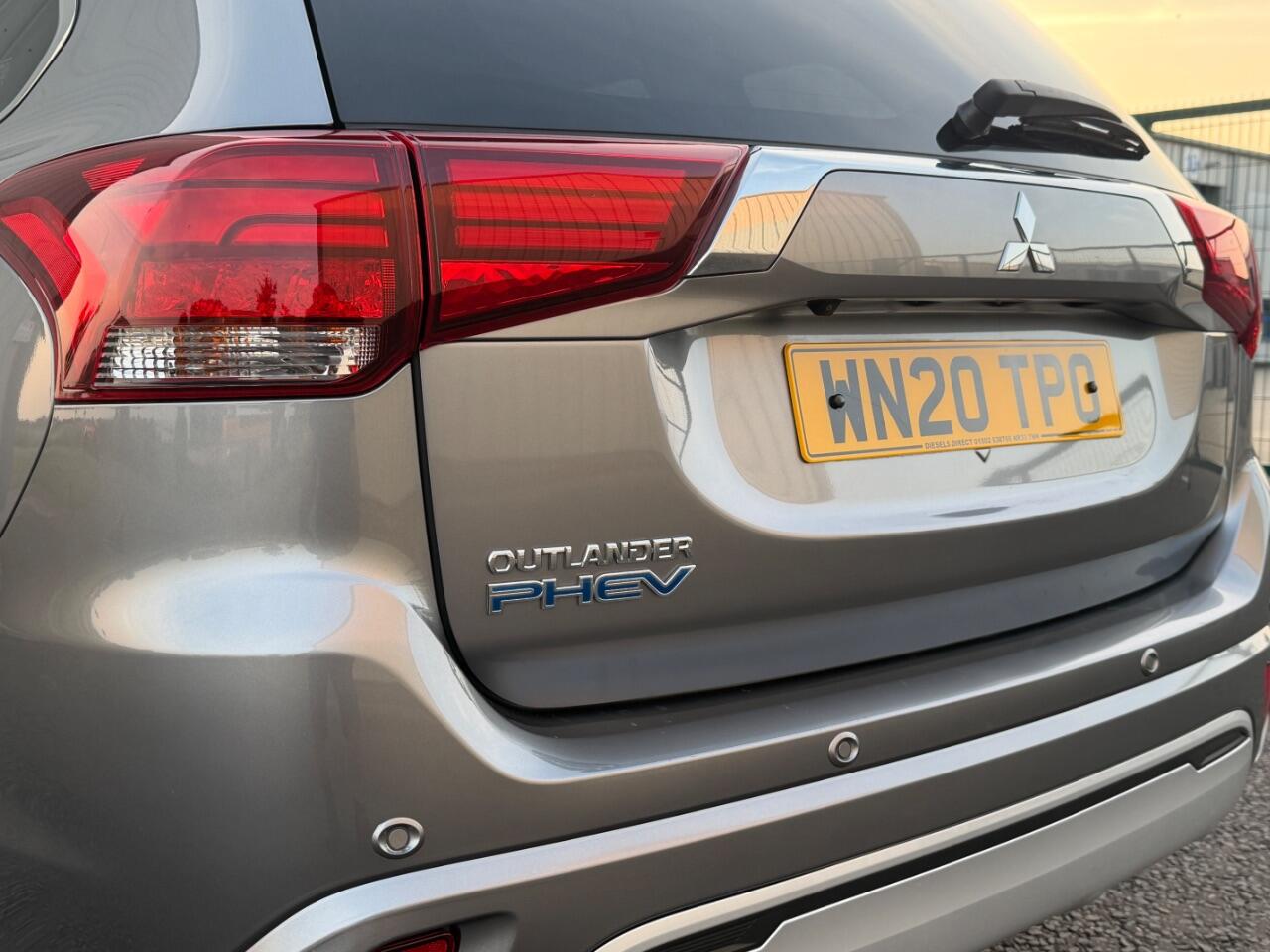 Mitsubishi Outlander view 34