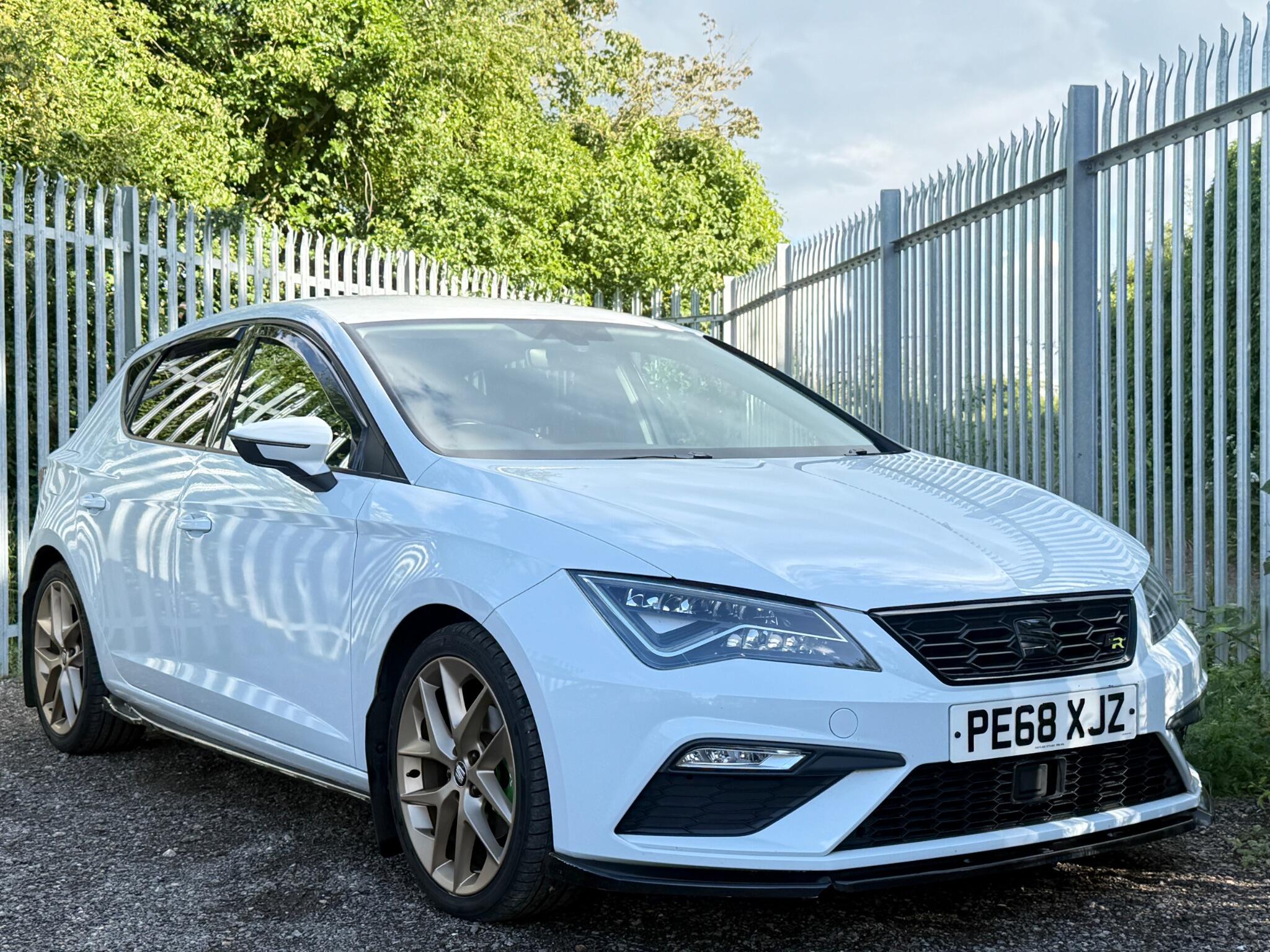 2018 SEAT Leon image 1