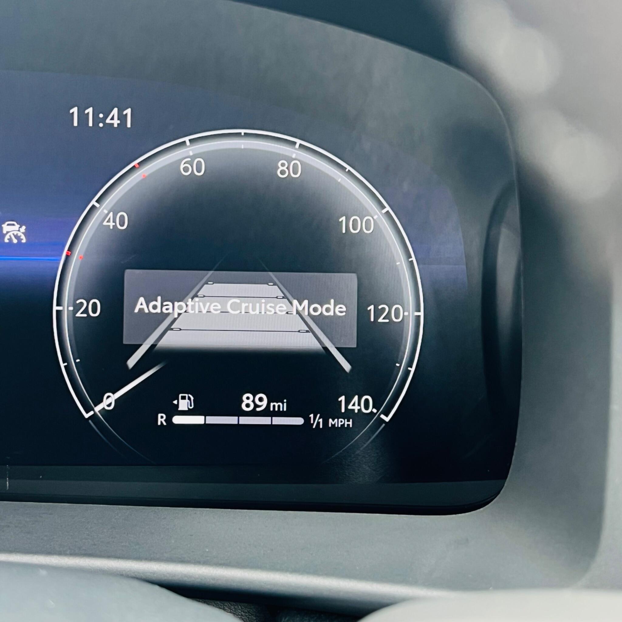 Toyota C-HR view 37