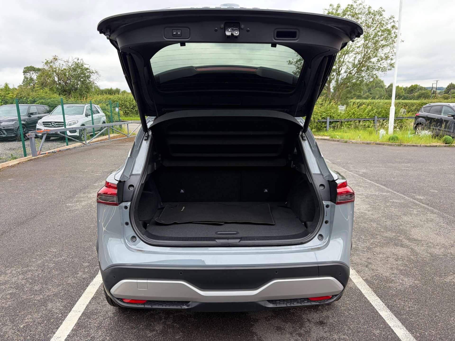Nissan Qashqai view 23