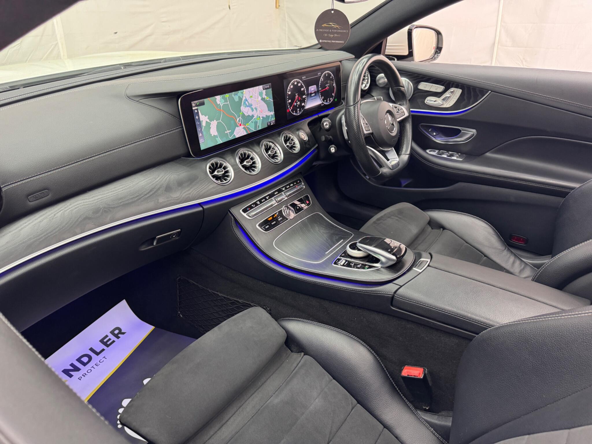 Mercedes-Benz E Class view 13