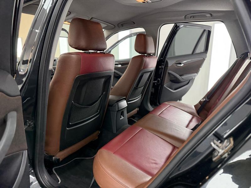2013 BMW X1 image 26