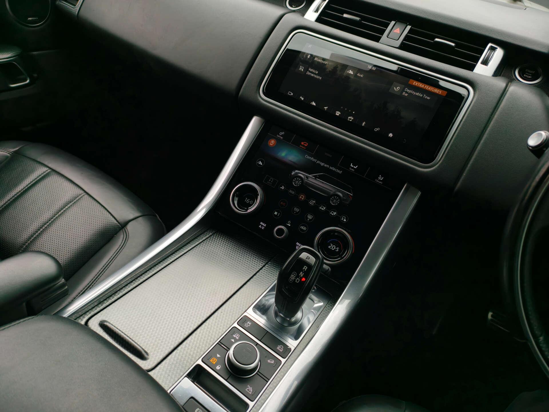 Land Rover Range Rover Sport view 29
