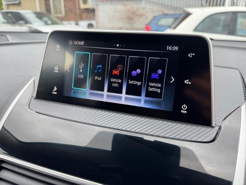 Mitsubishi Eclipse Cross view 23