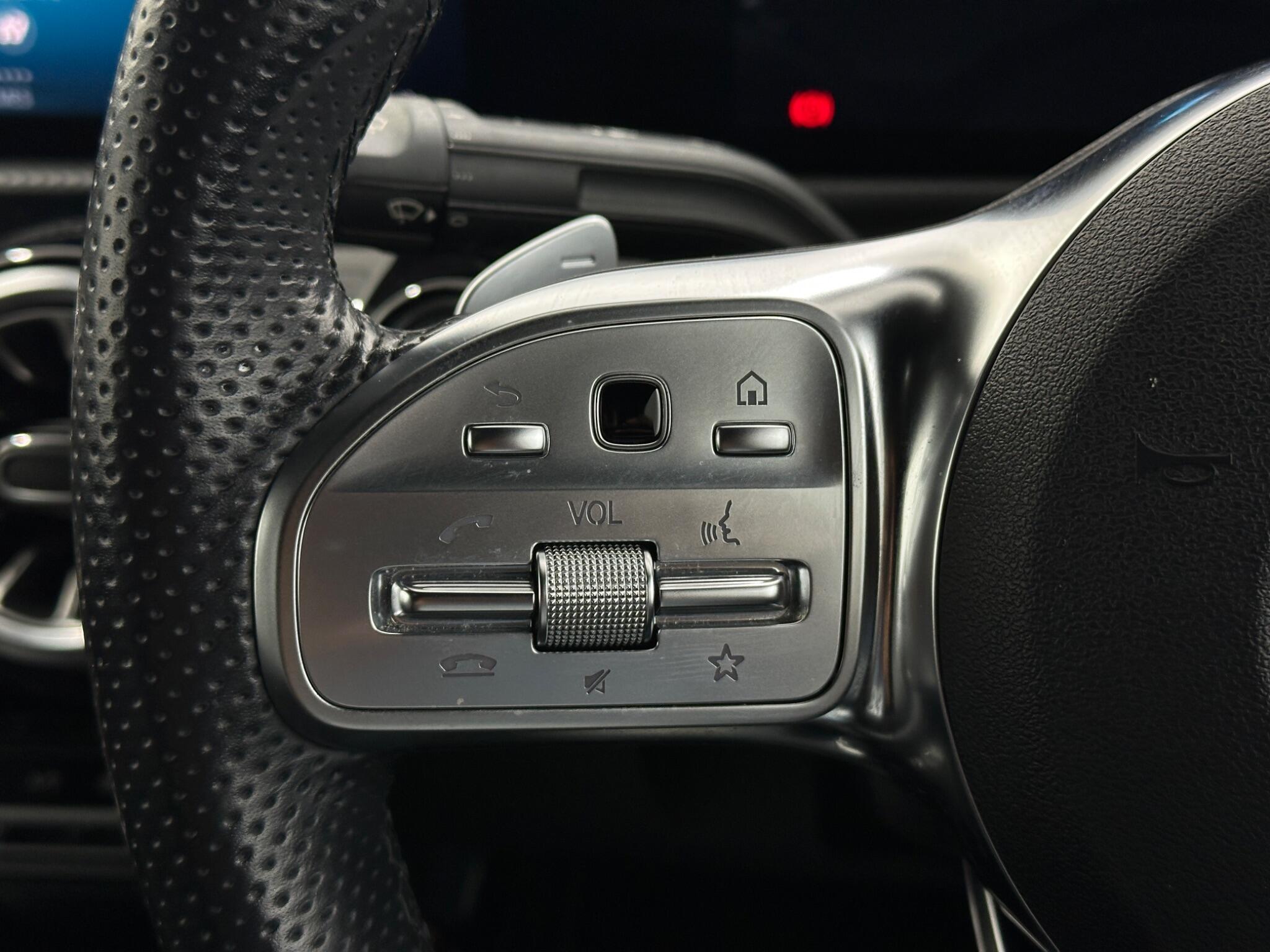 Mercedes-Benz CLA view 15
