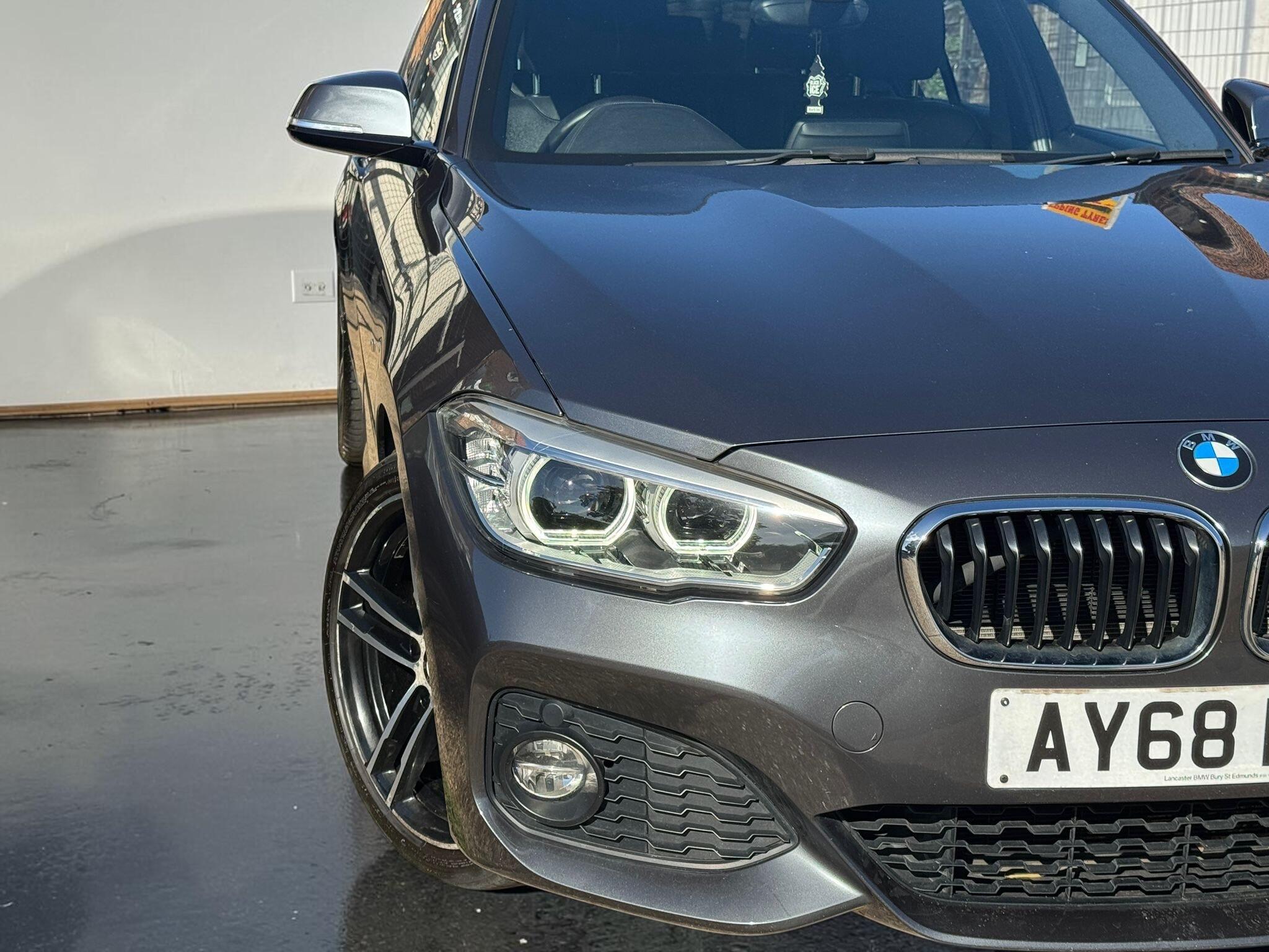 BMW 1 Series view 13