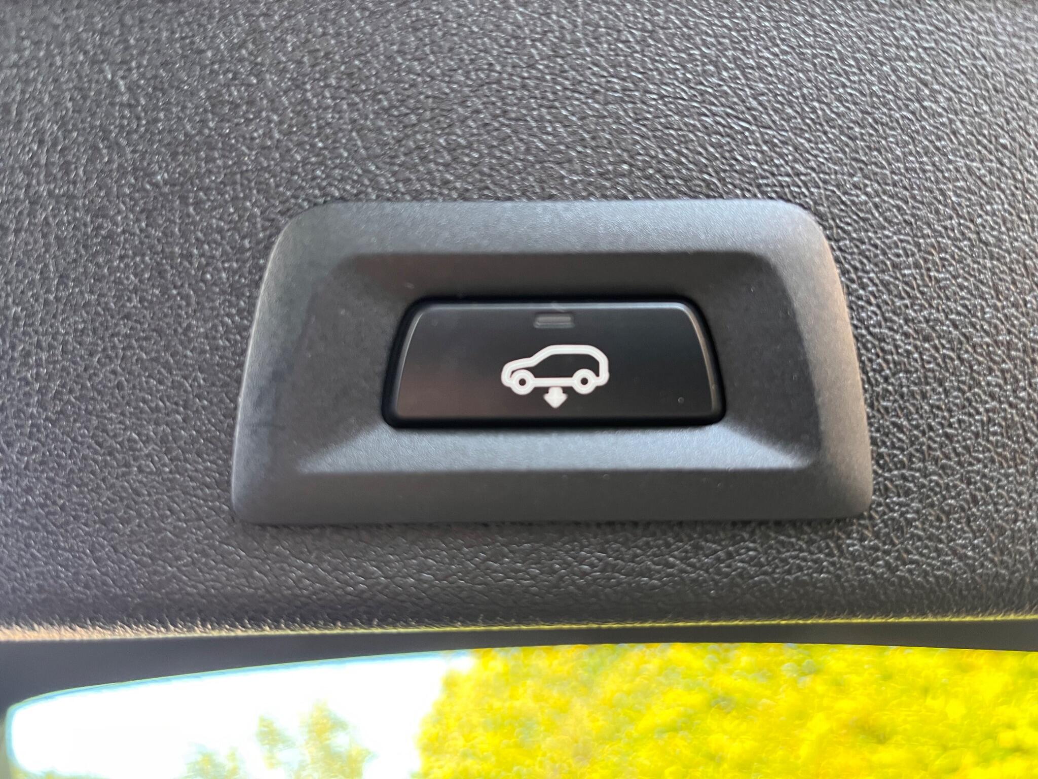 BMW X6 view 75
