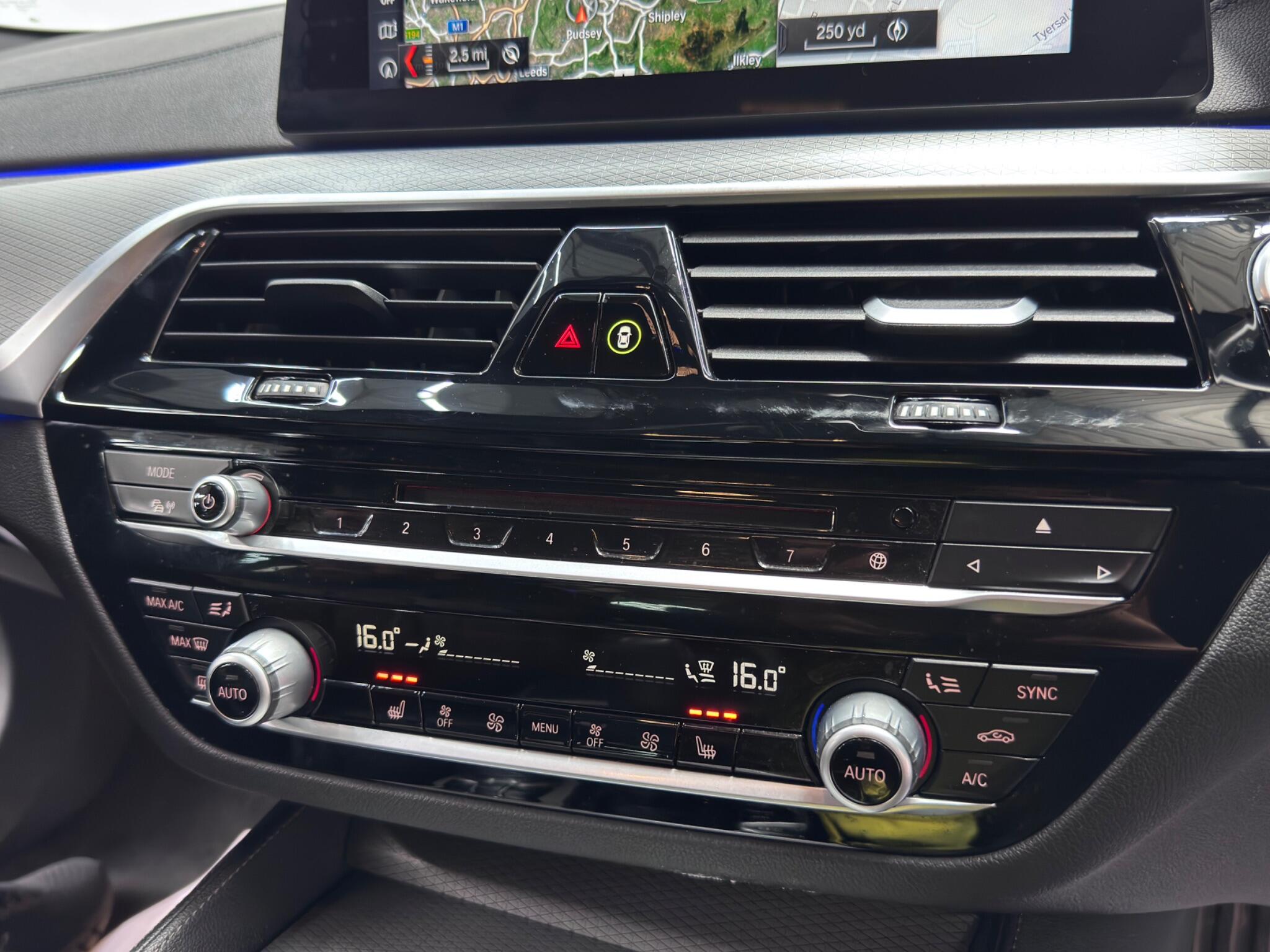 BMW 5 Series view 13